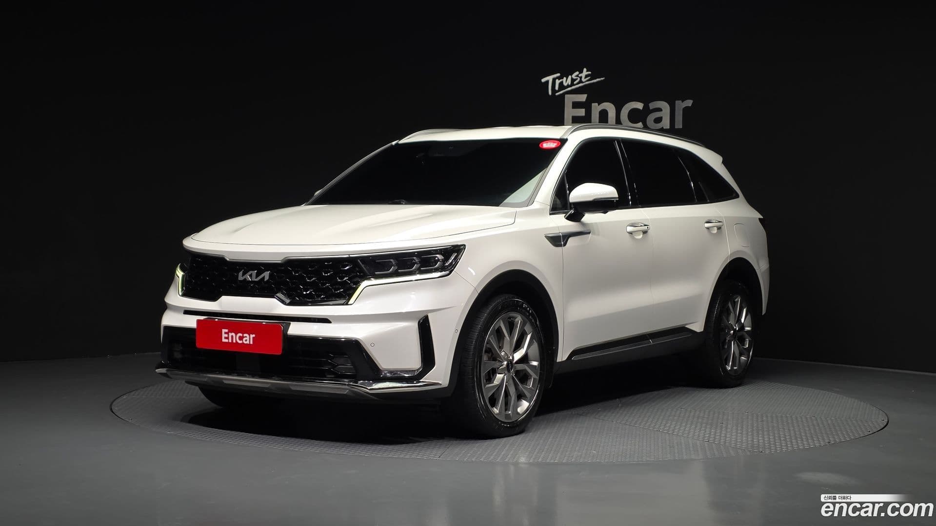 Main__Slider__Photo:Sorento Kia 2020.7-0