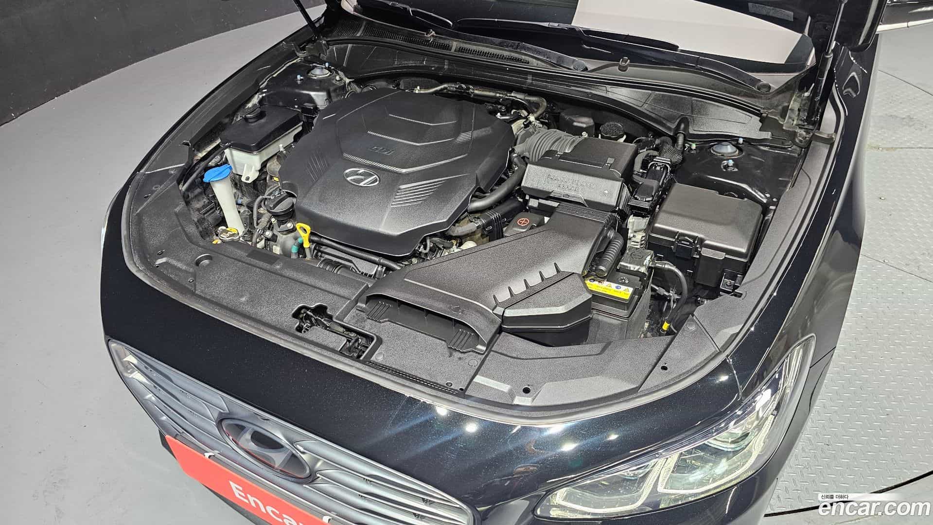 Grandeur Hyundai 2017.6-OUTER-006