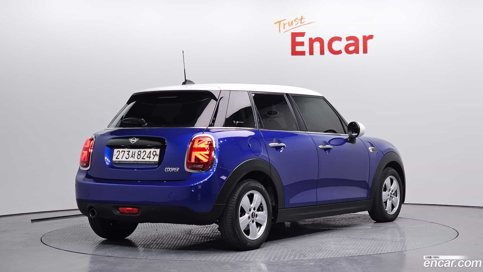 Cooper Mini 2019.7-OUTER-002