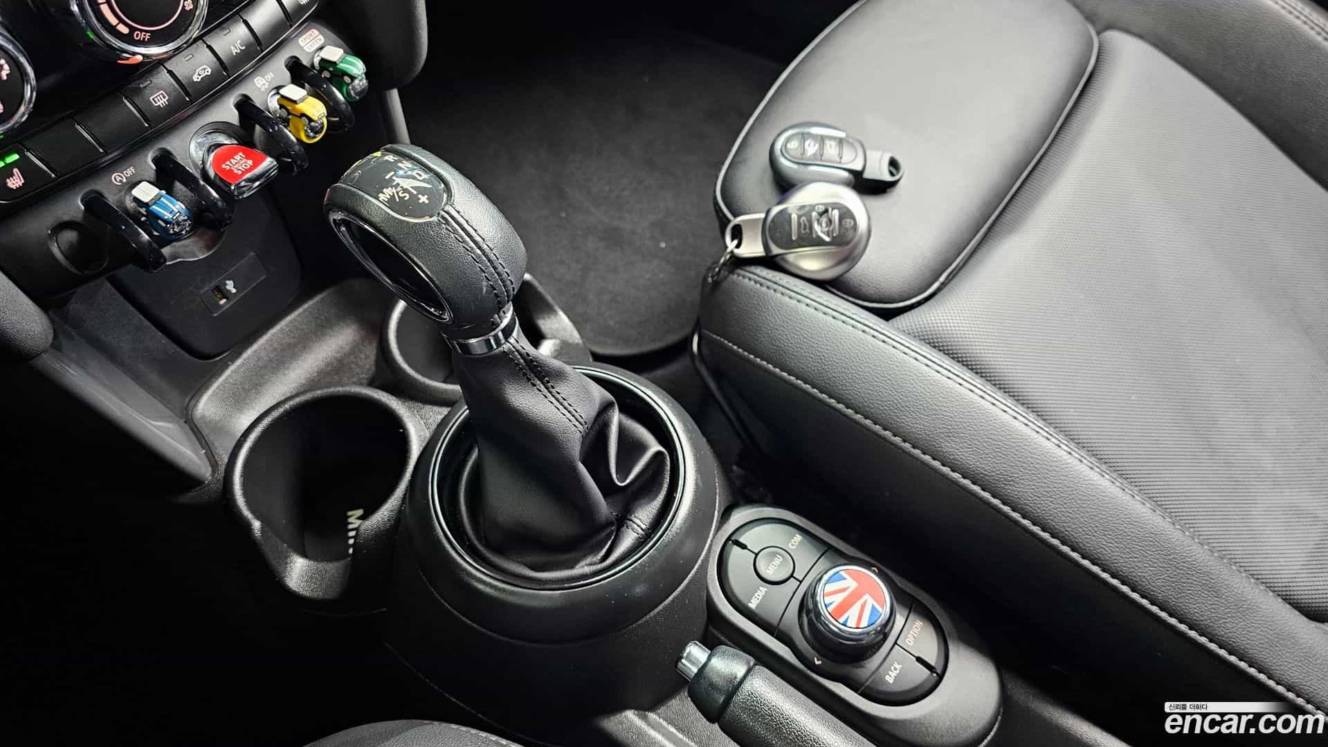 Cooper Mini 2019.7-INNER-009