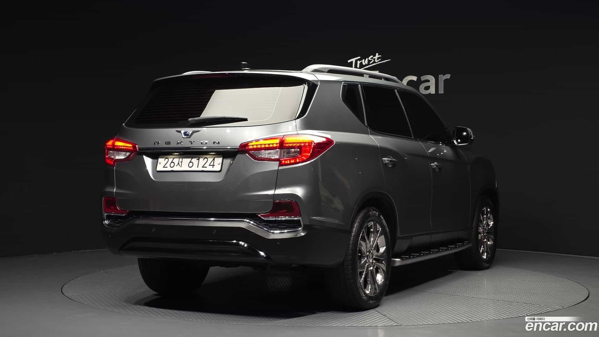 Rexton KG Mobility 2017.5-OUTER-002