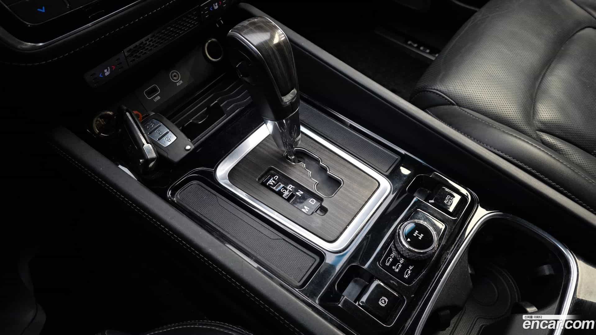 Rexton KG Mobility 2017.5-INNER-009