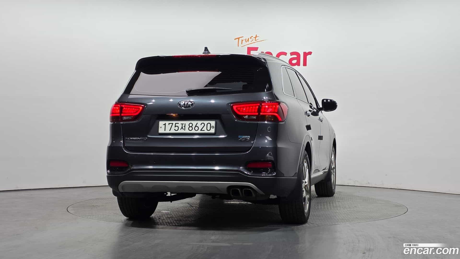 Sorento Kia 2019.10-OUTER-004