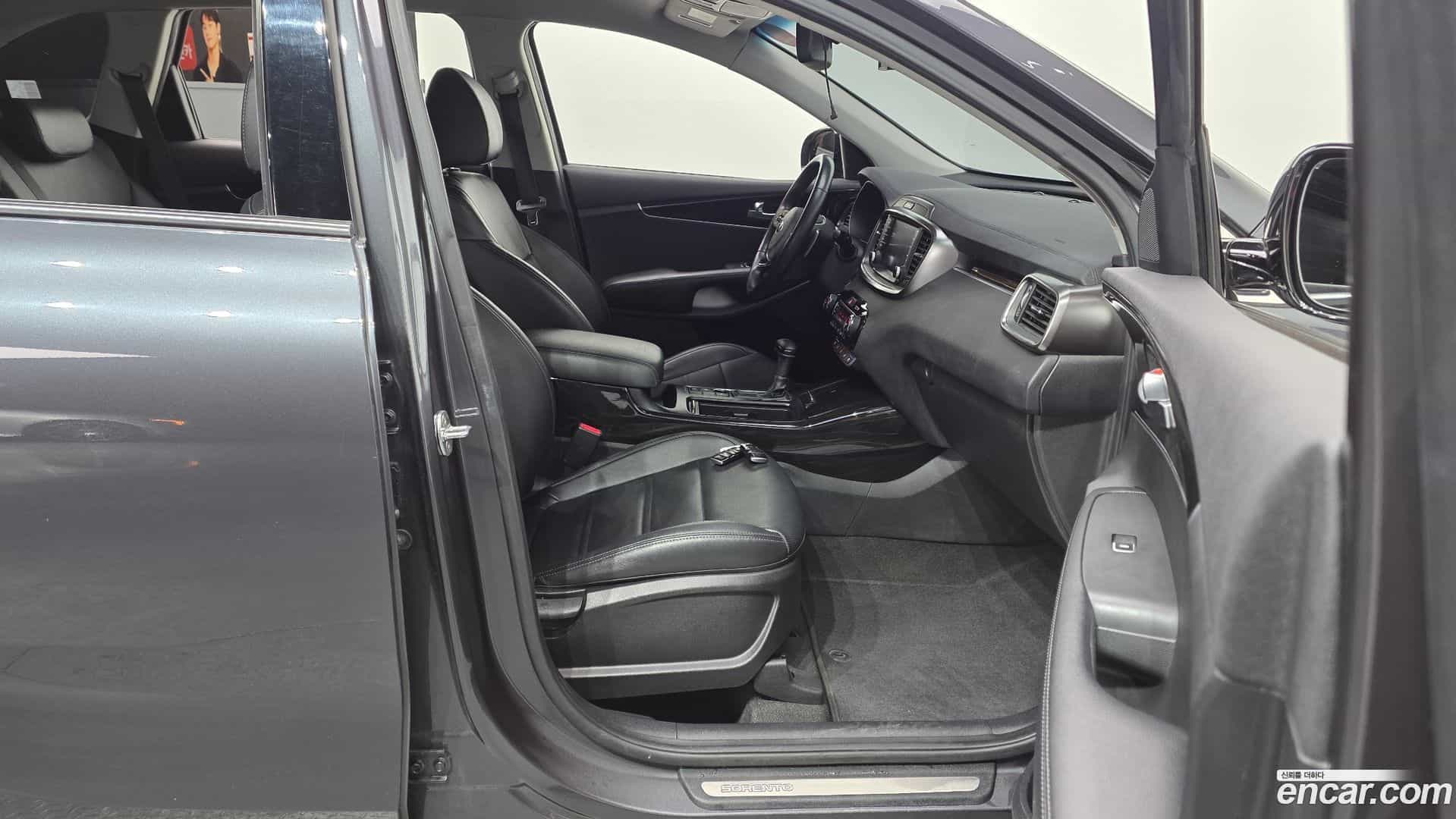 Sorento Kia 2019.10-OPTION-015