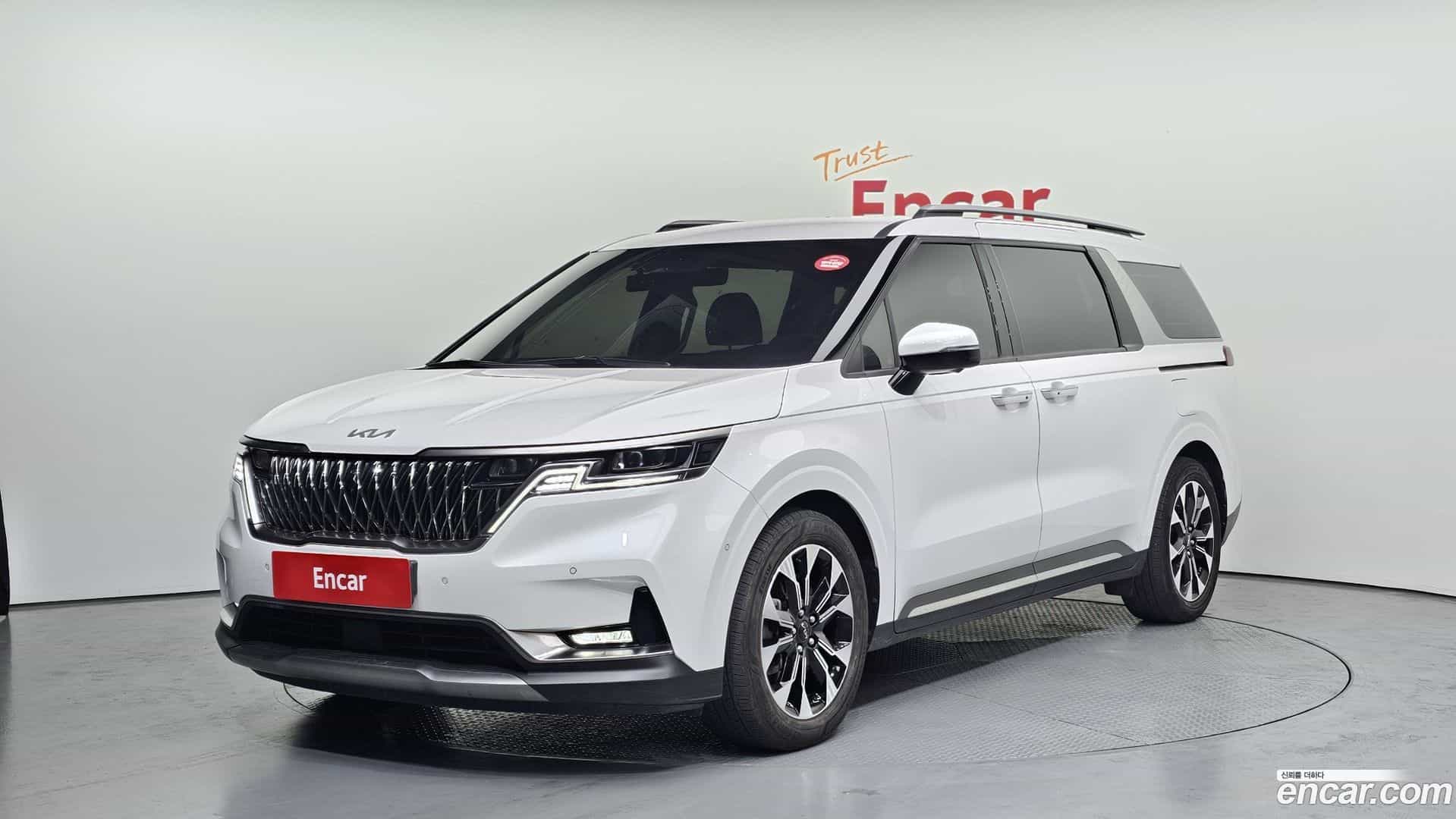 Canival Kia 2021.10-OUTER-001
