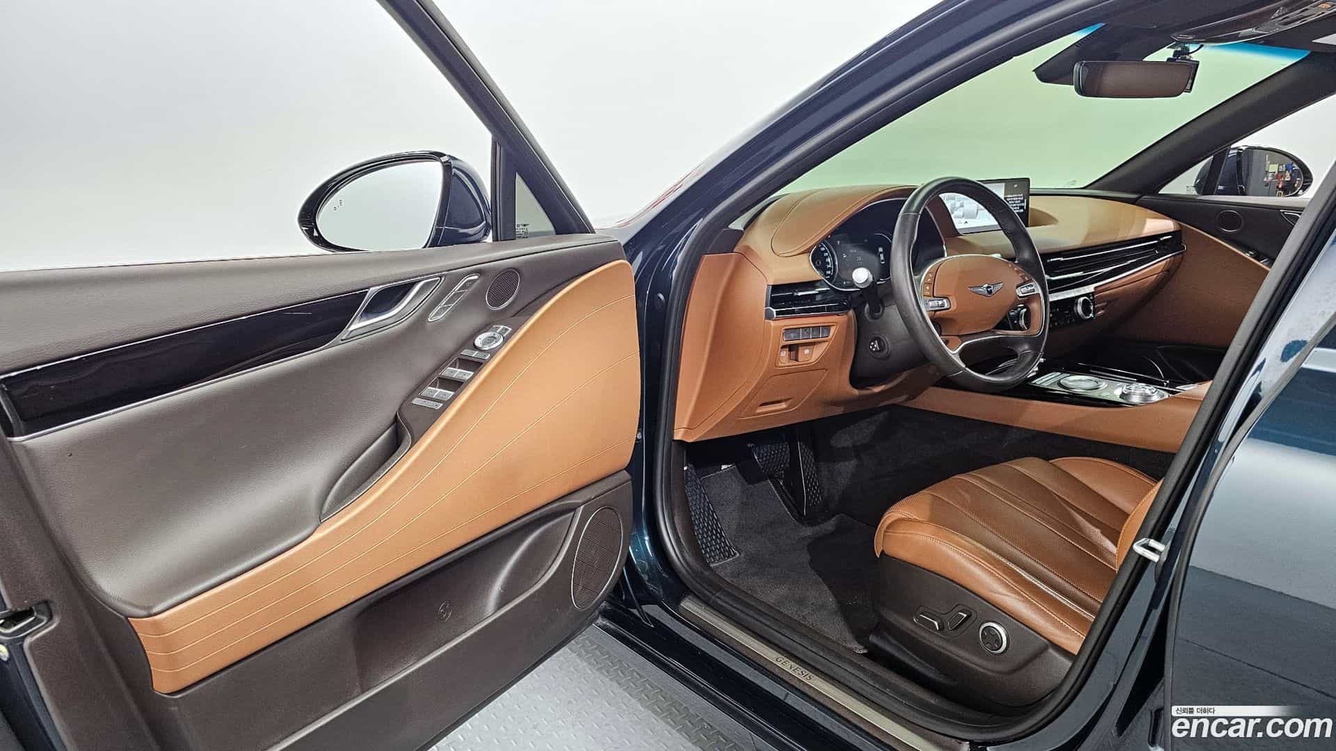 G80 Genesis 2020.3-INNER-010