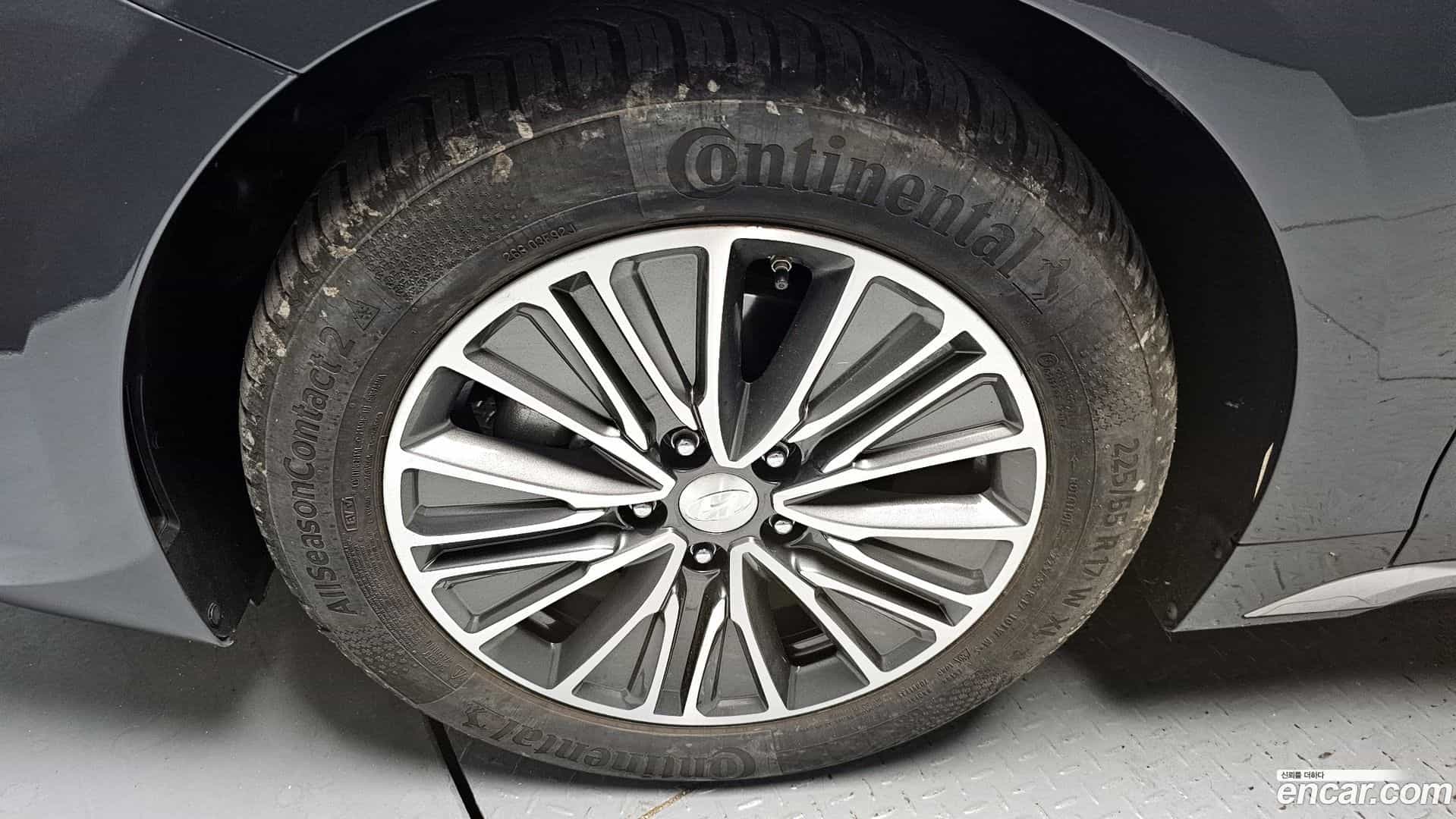 Grandeur Hyundai 2018.4-OUTER-005