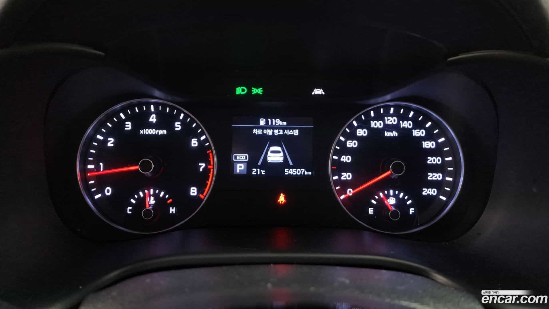 K3 Kia 2020.2-INNER-008