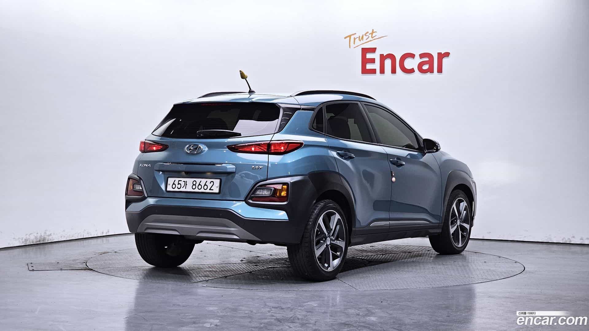 Kona Hyundai 2017.8-OUTER-002