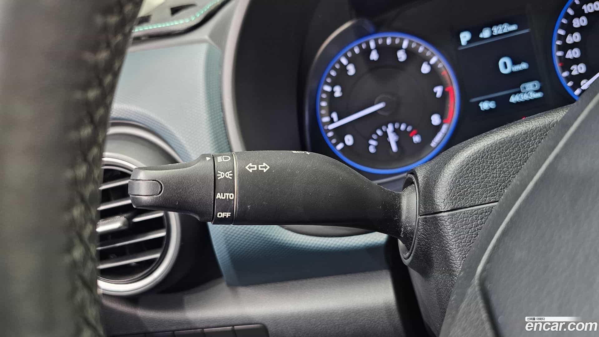 Kona Hyundai 2017.8-OPTION-022