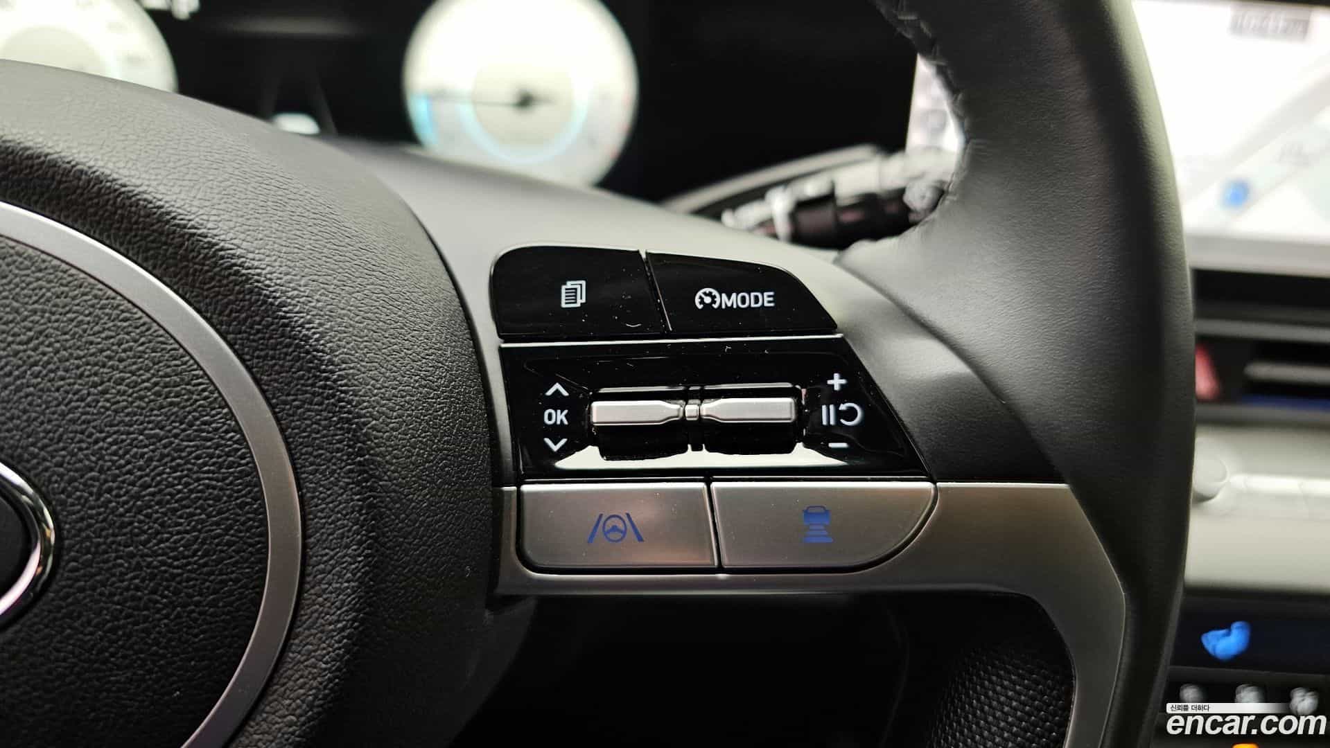 AVANTE Hyundai 2021.2-OPTION-024
