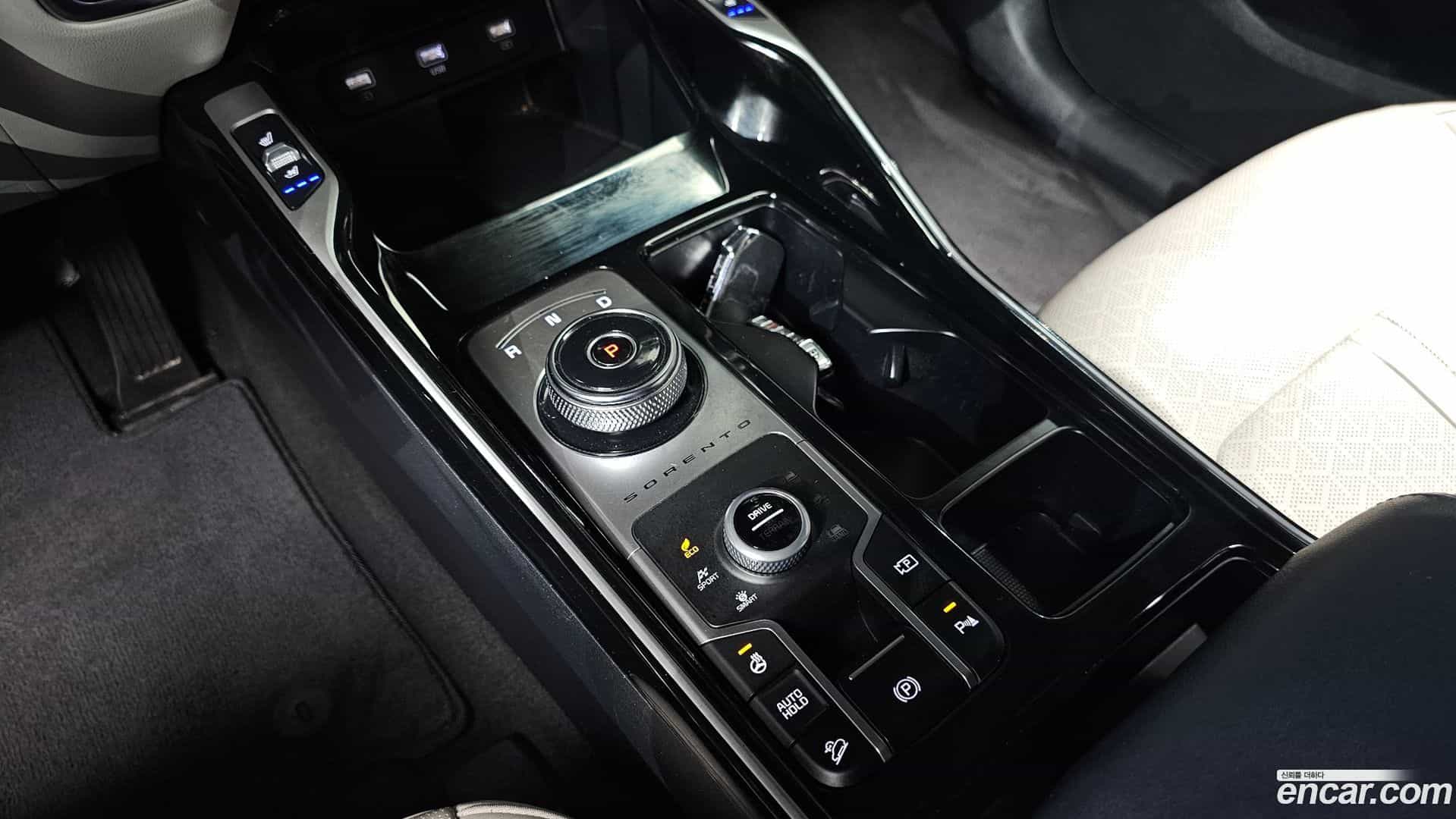 Sorento Kia 2022.0-INNER-009