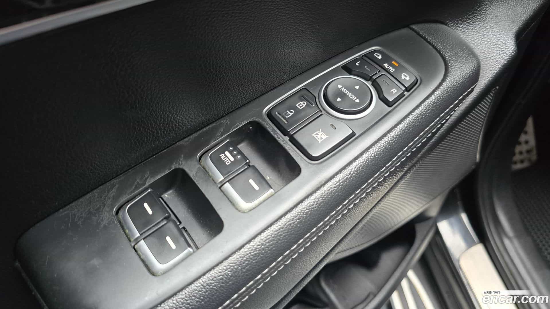 Sorento Kia 2015.6-OPTION-018