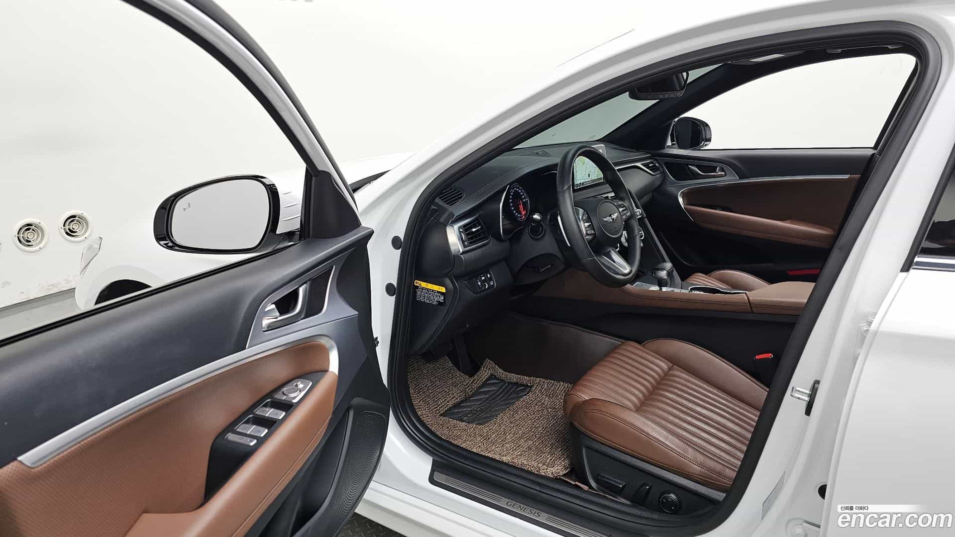 G70 Genesis 2020.8-INNER-010