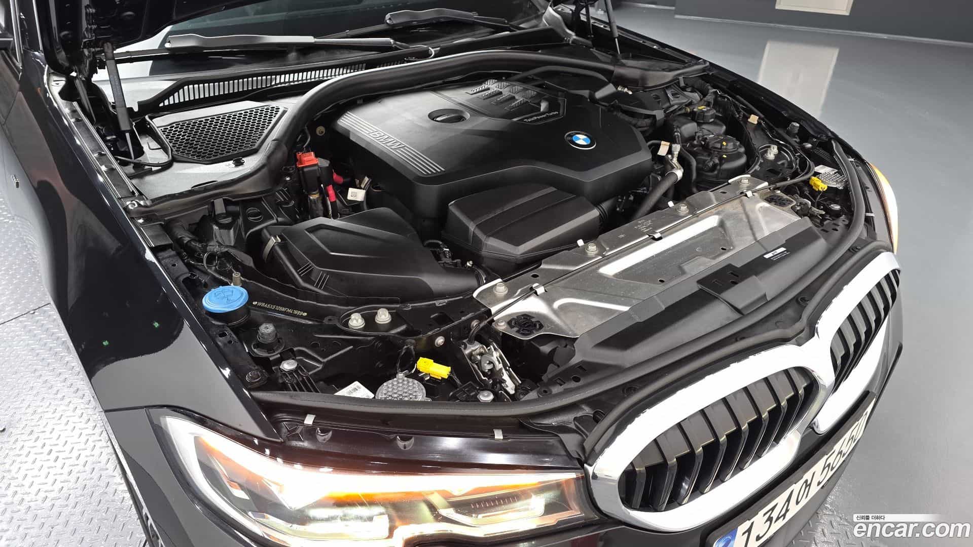 3-Series BMW 2022.2-OUTER-006