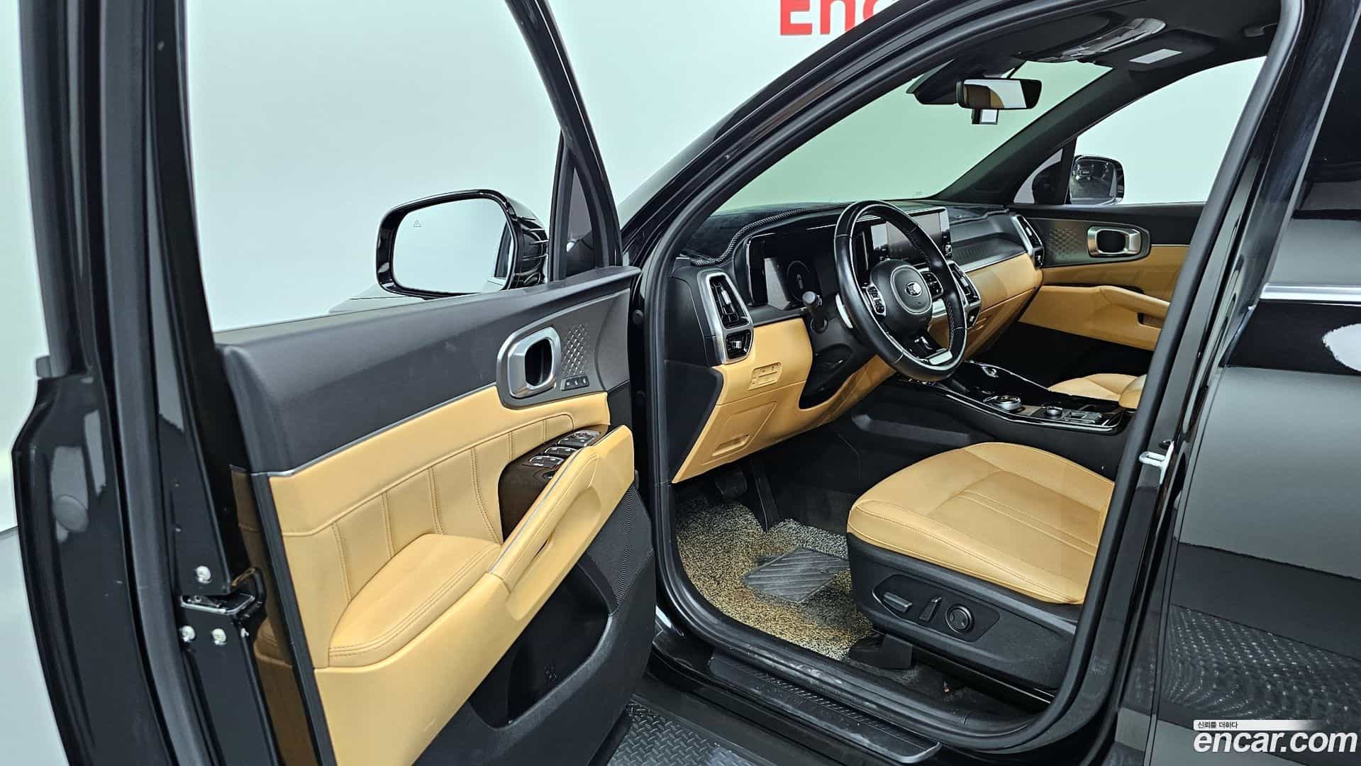 Sorento Kia 2021.2-INNER-010
