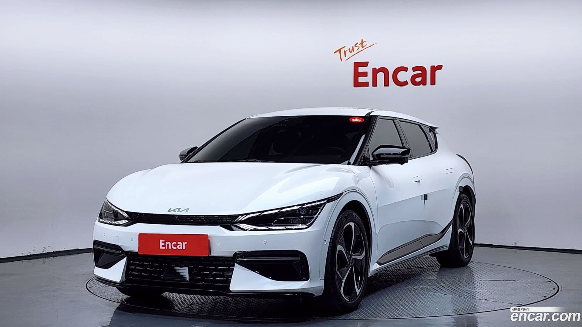 Main__Slider__Photo:EV6 Kia 2021.8-0