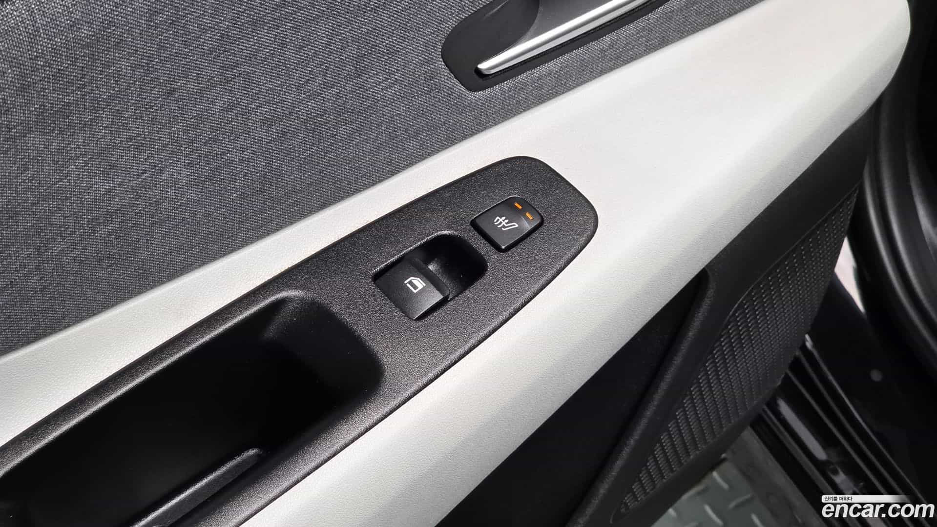 AVANTE Hyundai 2020.7-OPTION-022