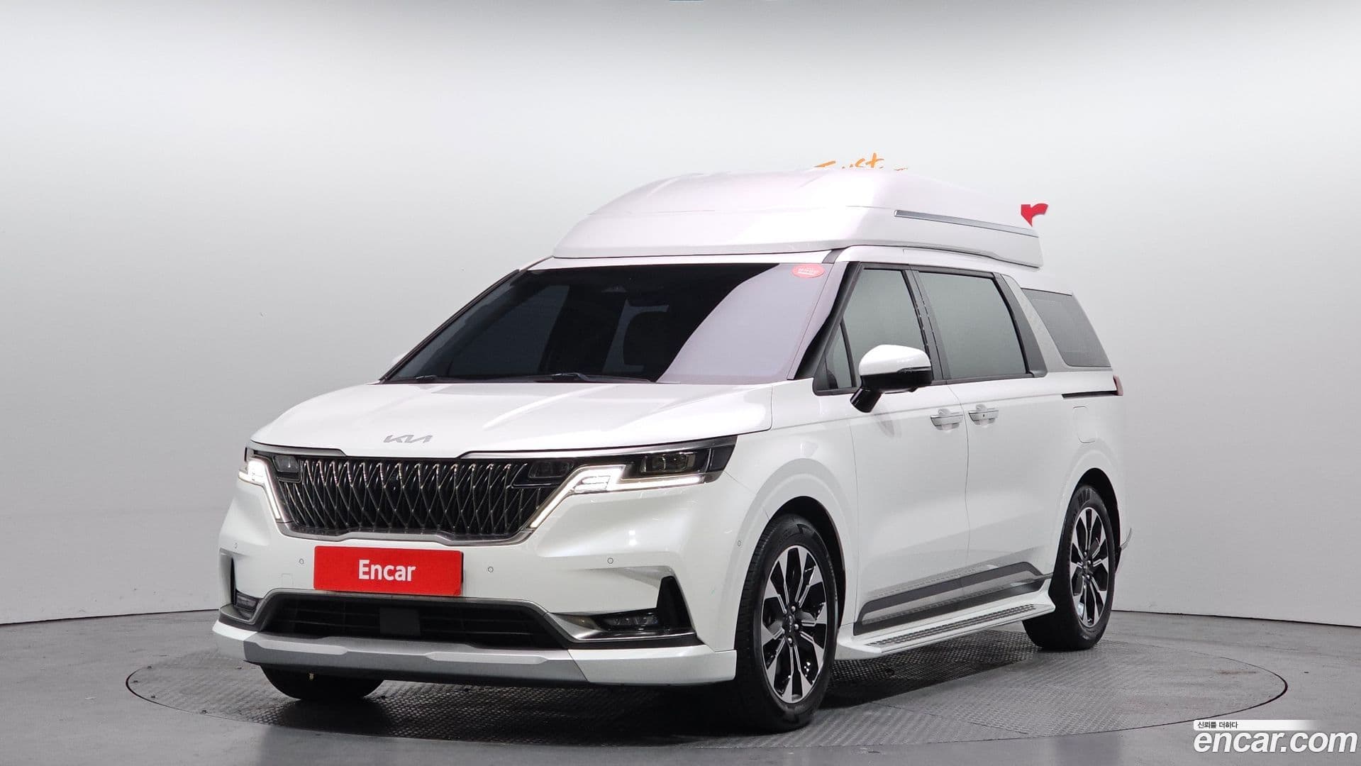 Main__Slider__Photo:Canival Kia 2022.2-0