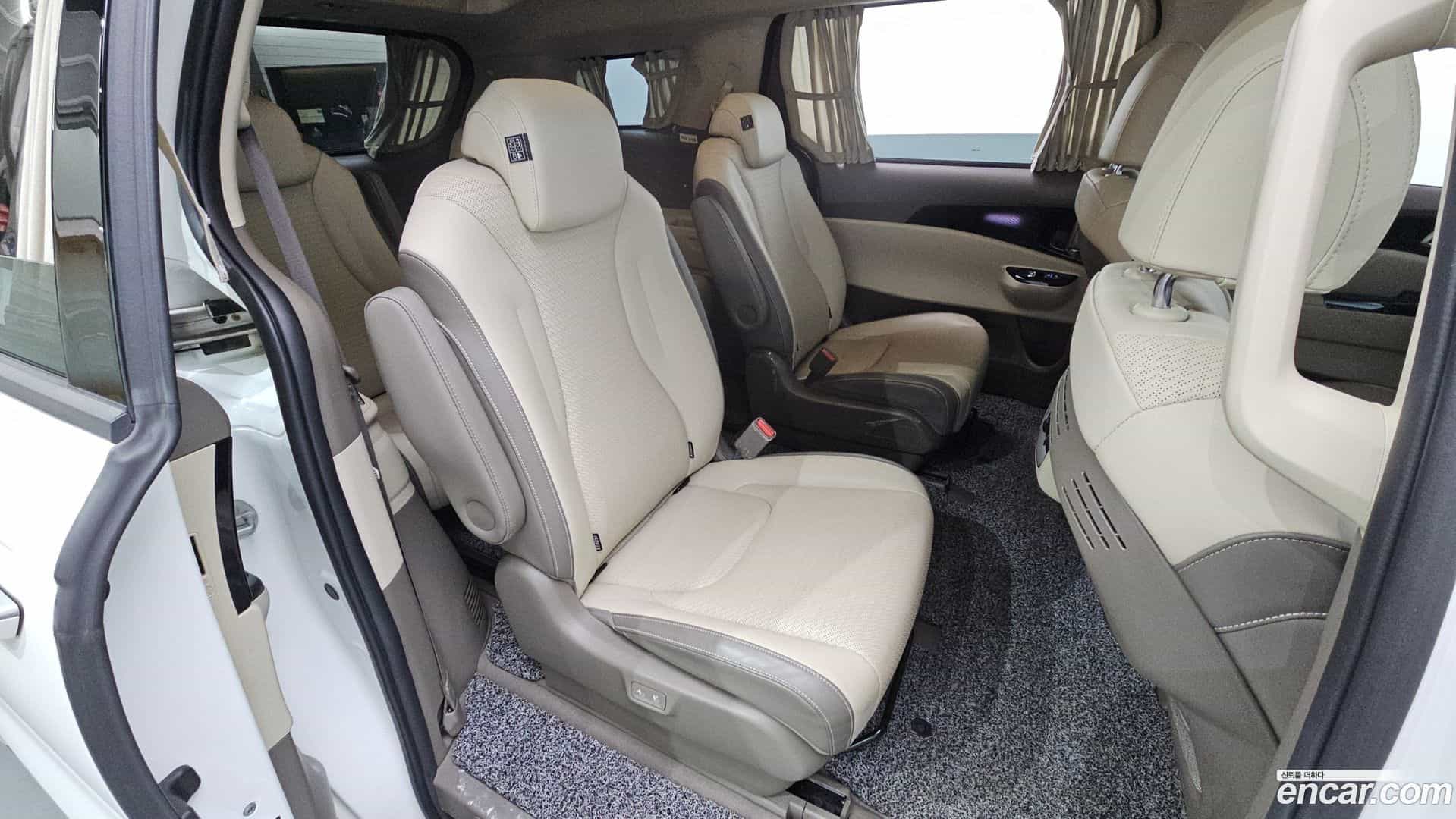 Canival Kia 2022.2-OPTION-017