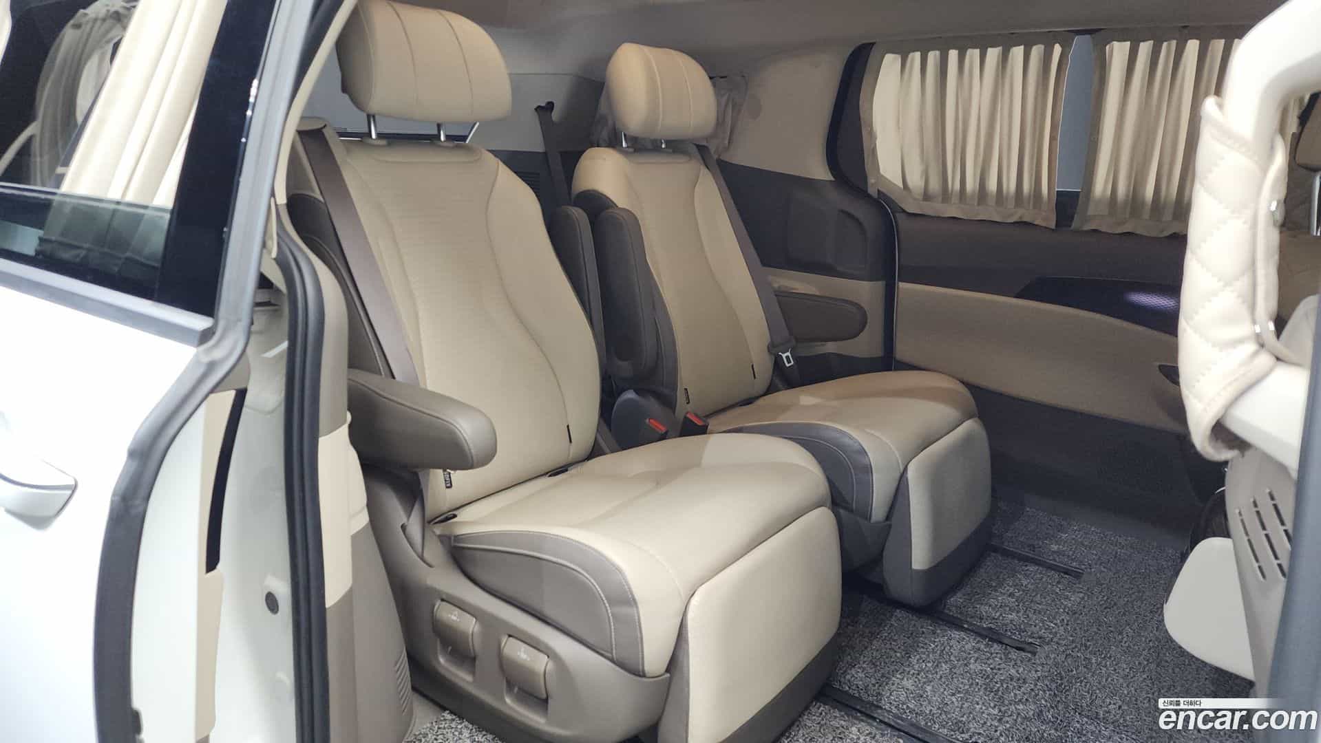Canival Kia 2021.5-OPTION-016