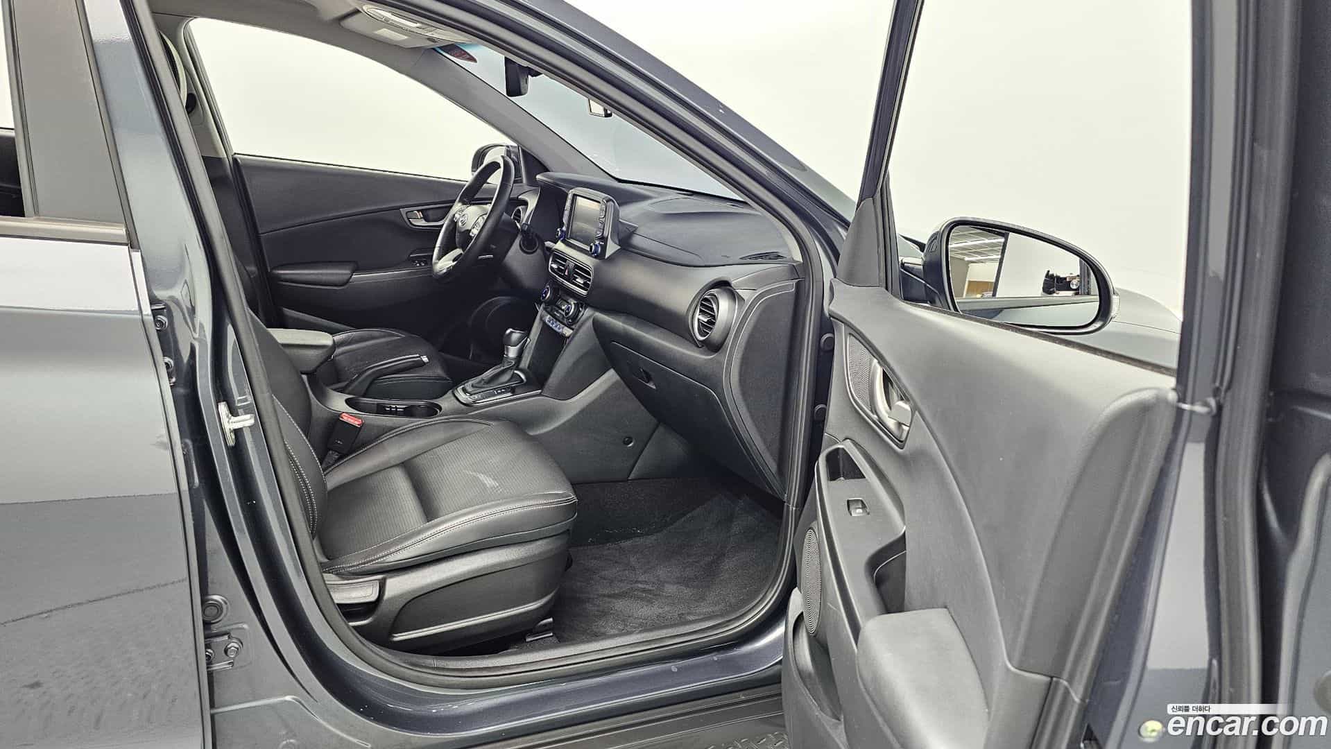 Kona Hyundai 2020.2-INNER-010