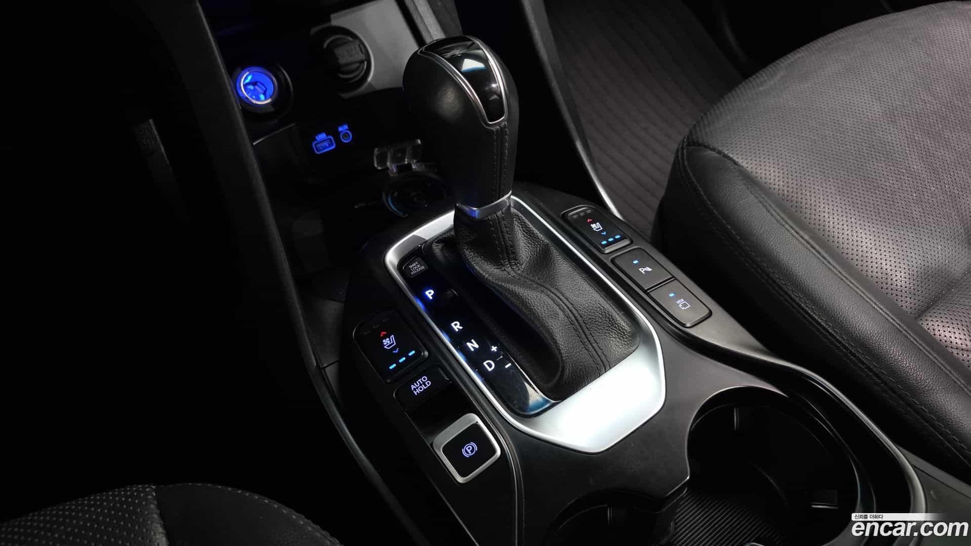 Santafe Hyundai 2016.9-INNER-009