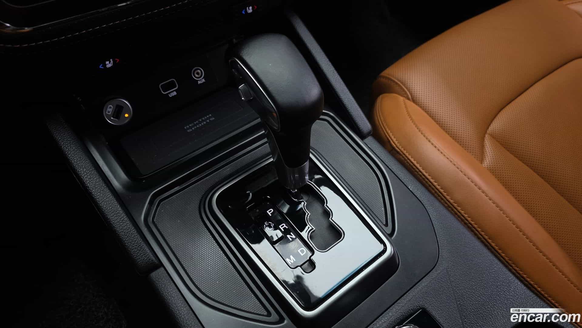 Rexton KG Mobility 2021.10-INNER-009