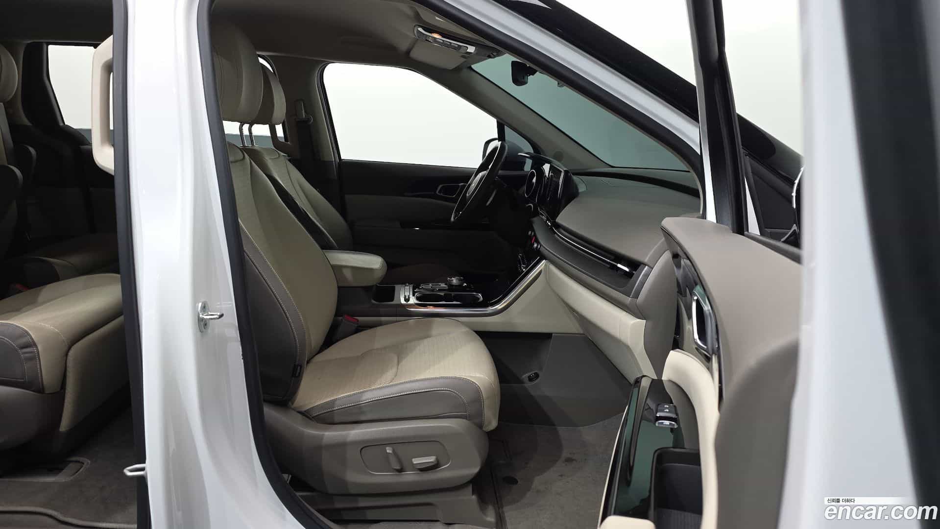 Canival Kia 2022.9-OPTION-015