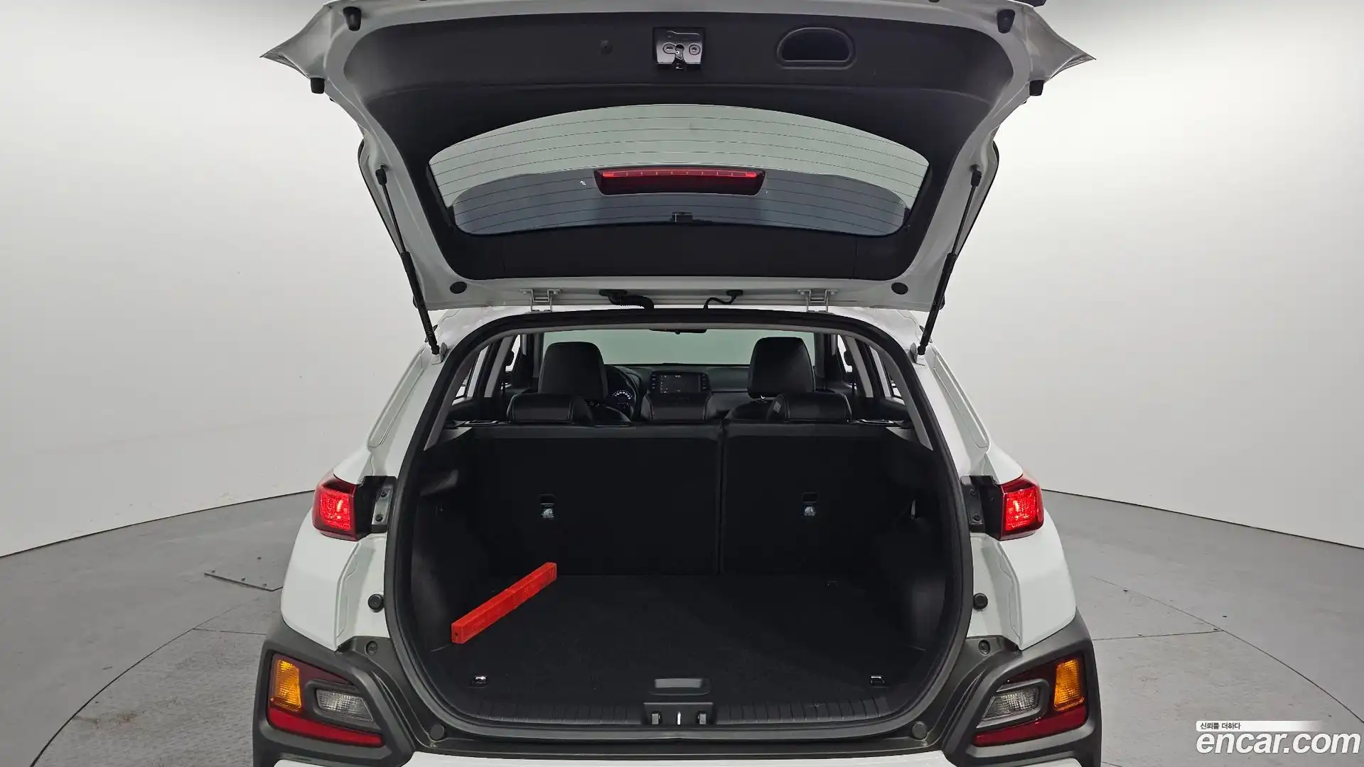 Kona Hyundai 2019.4-OPTION-024