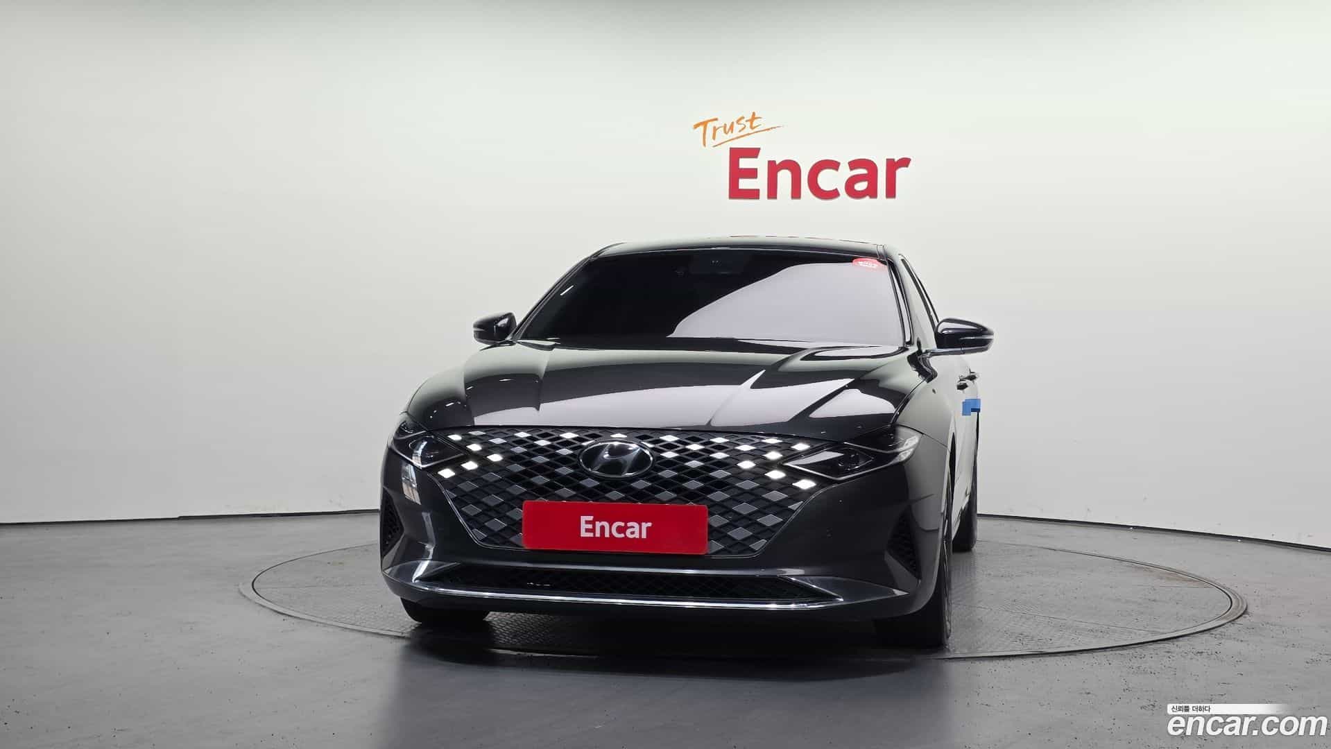 Grandeur Hyundai 2020.5-OUTER-003