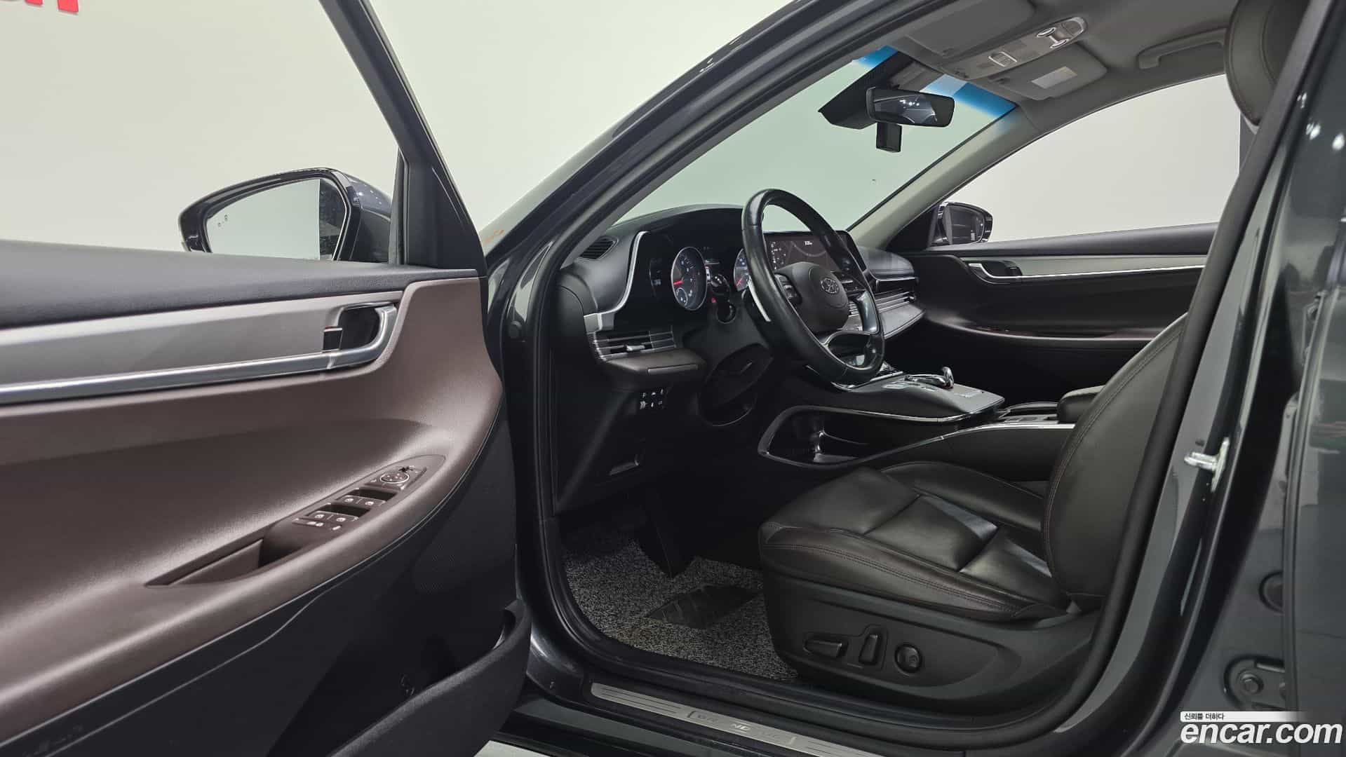 Grandeur Hyundai 2020.5-OPTION-015