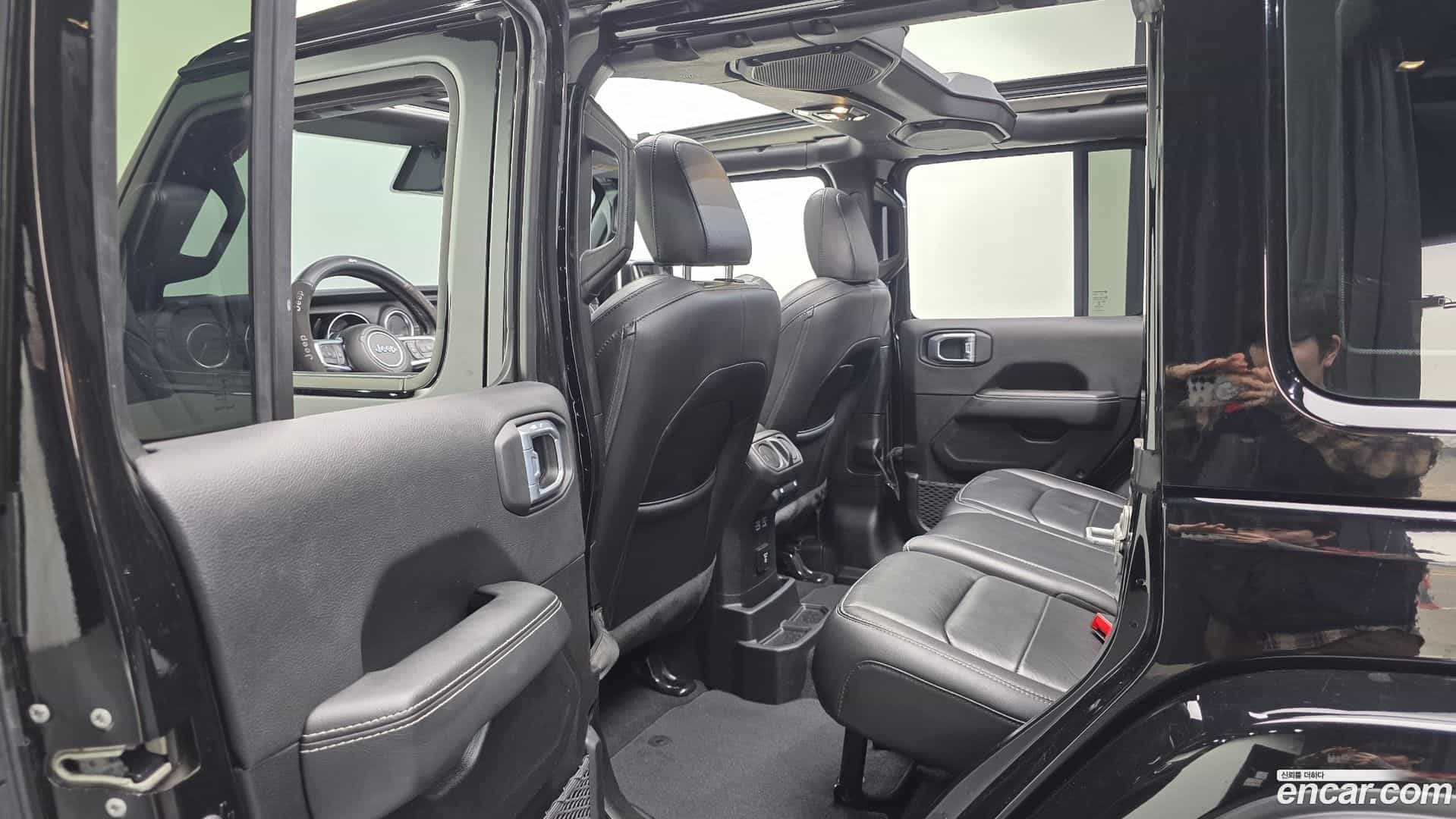 Wrangler Jeep 2022.4-OPTION-021