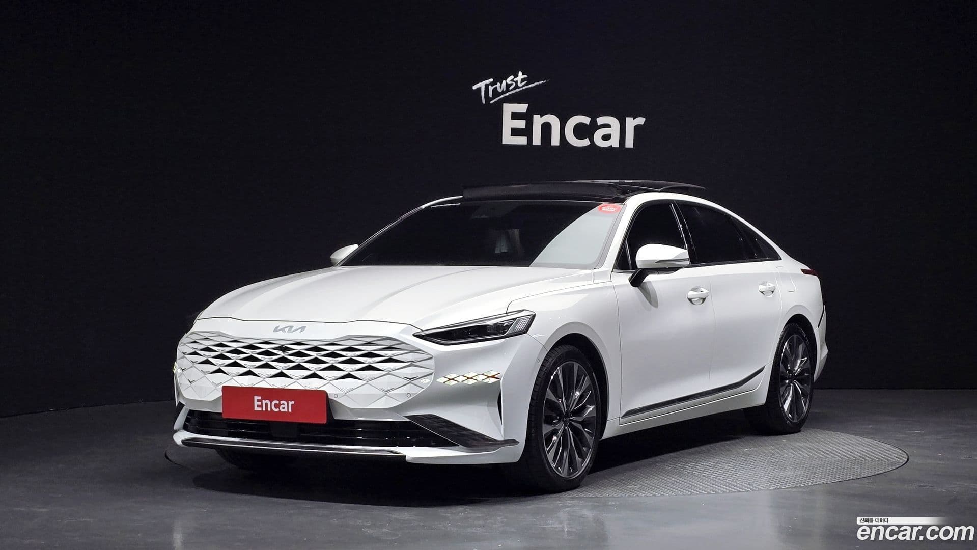 Main__Slider__Photo:K8 Kia 2021.3-0