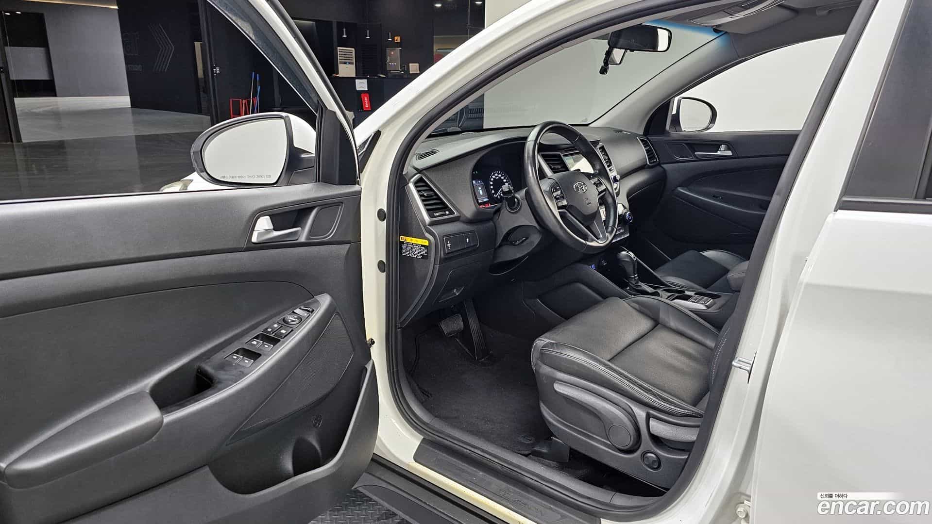 Tucson Hyundai 2015.3-OPTION-015