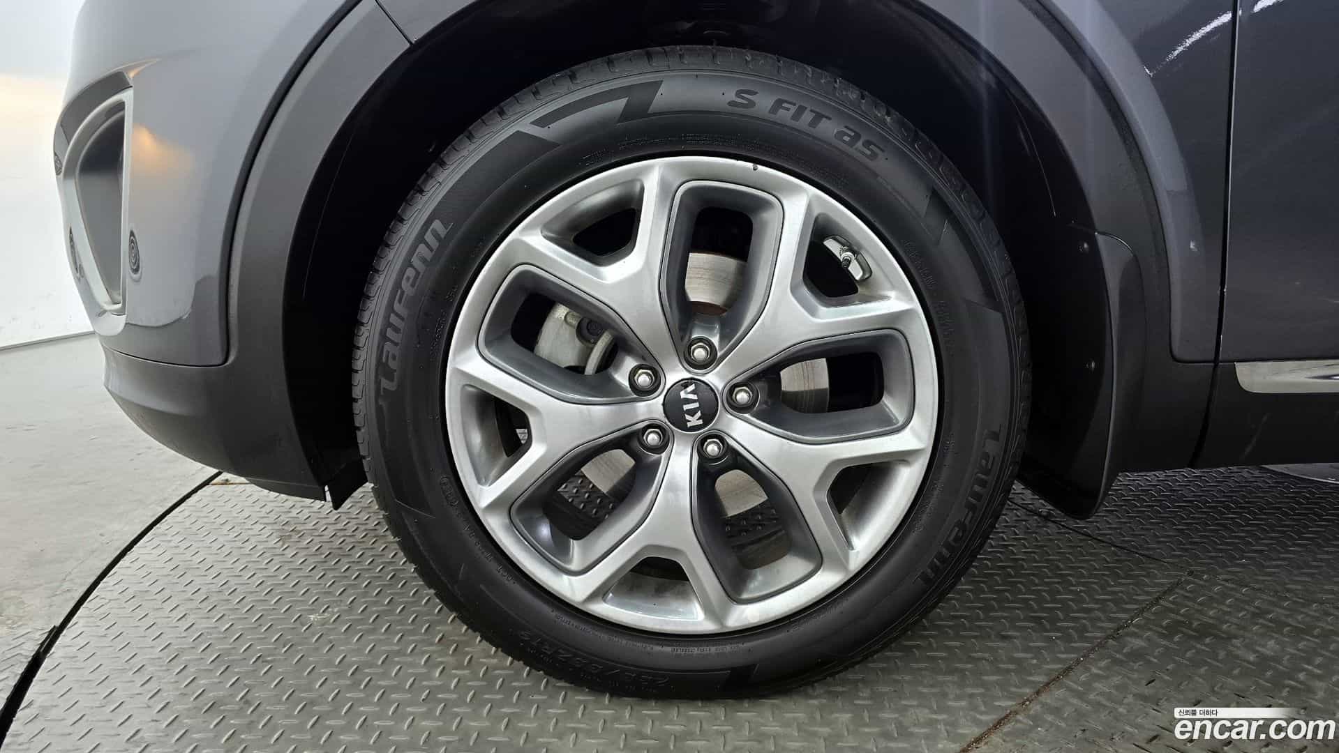 Sorento Kia 2015.1-OUTER-005