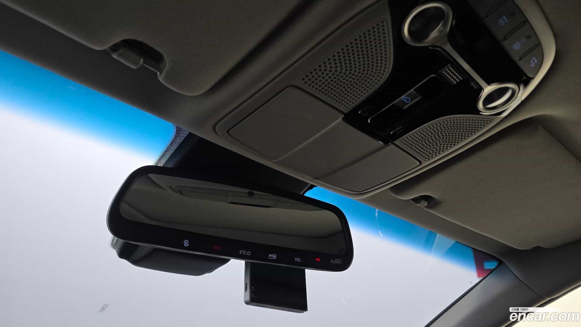 Grandeur Hyundai 2019.1-OPTION-021
