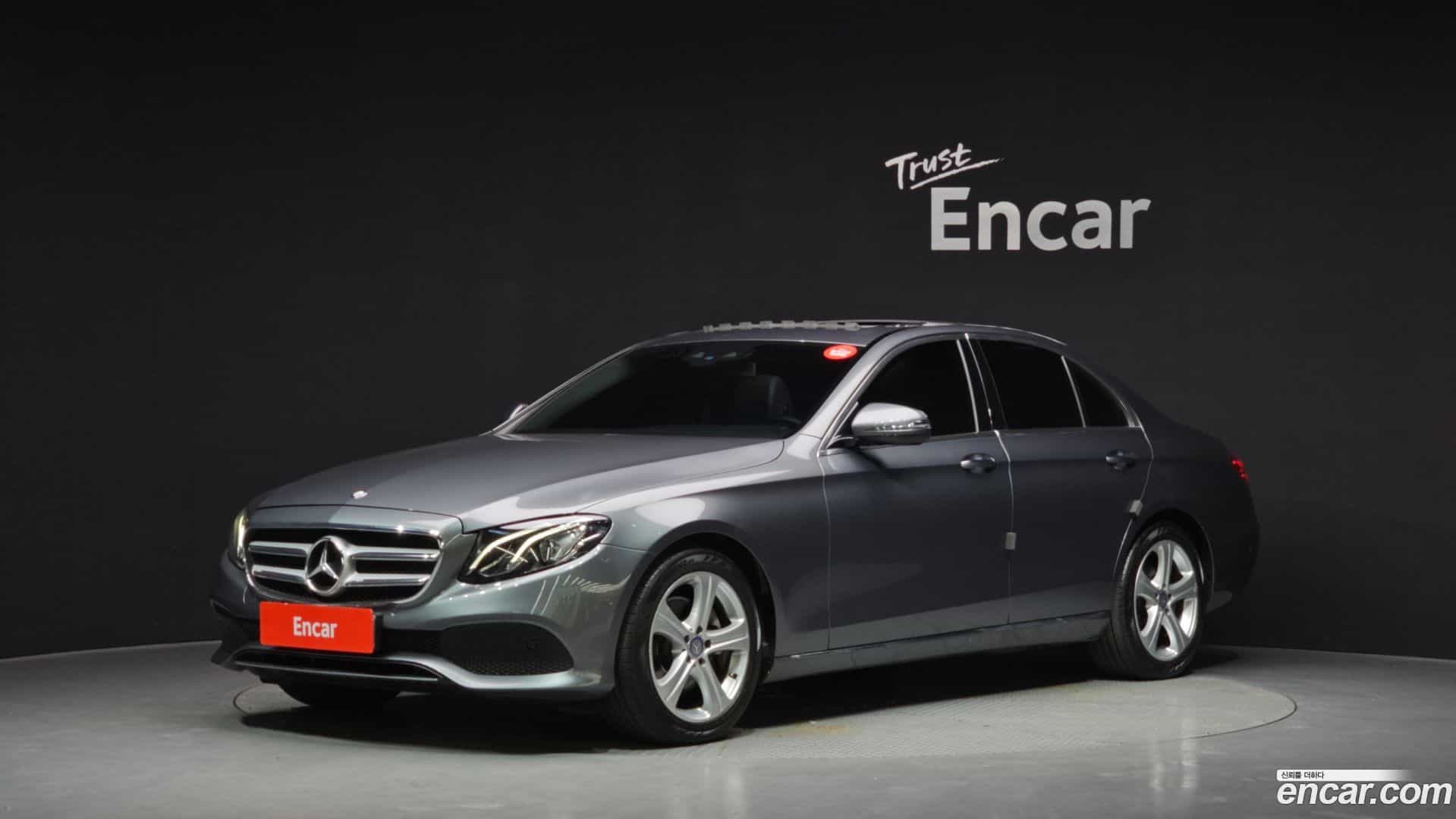 E-Class Mercedes-Benz 2017.2-OUTER-001