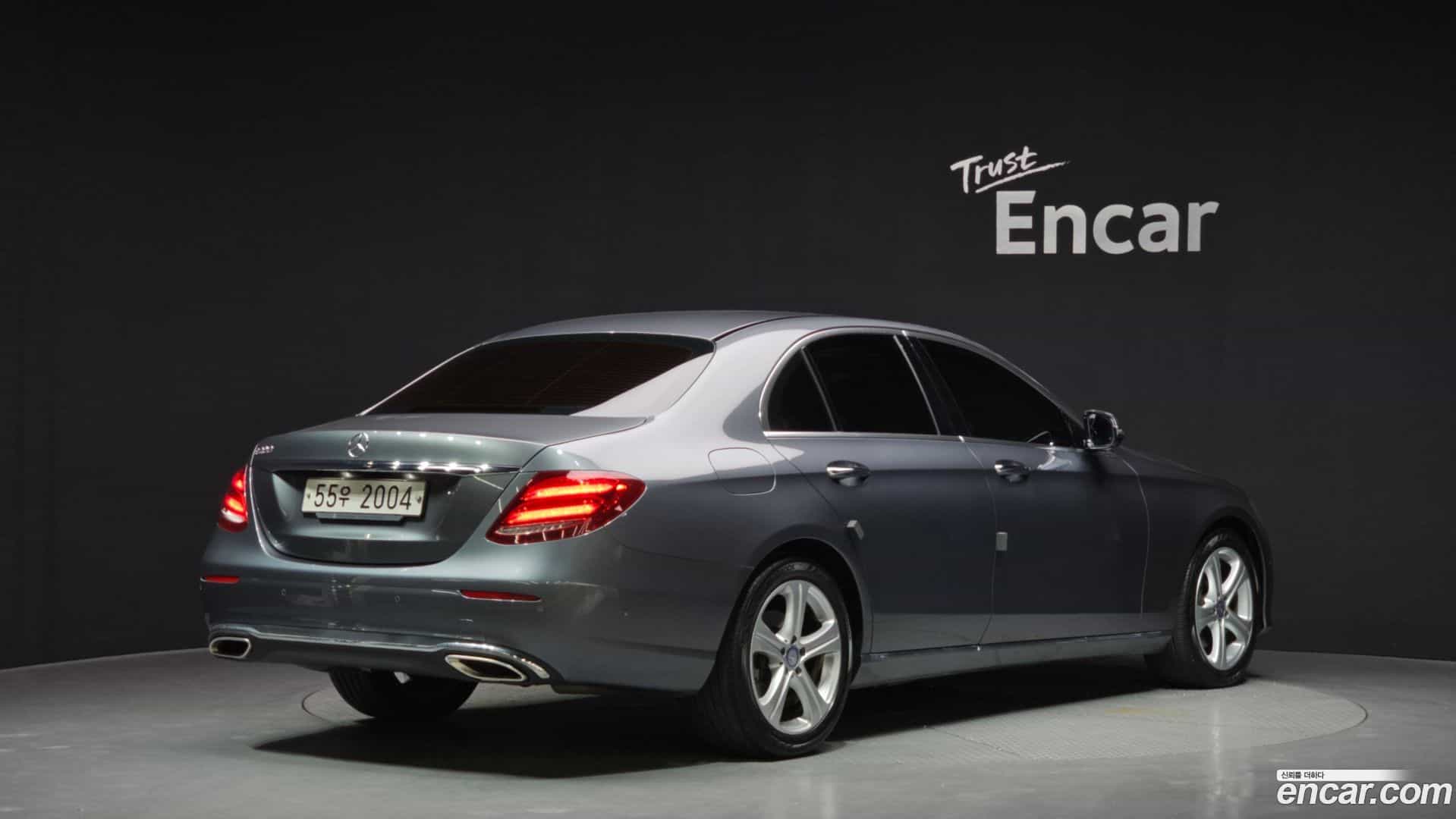 E-Class Mercedes-Benz 2017.2-OUTER-002