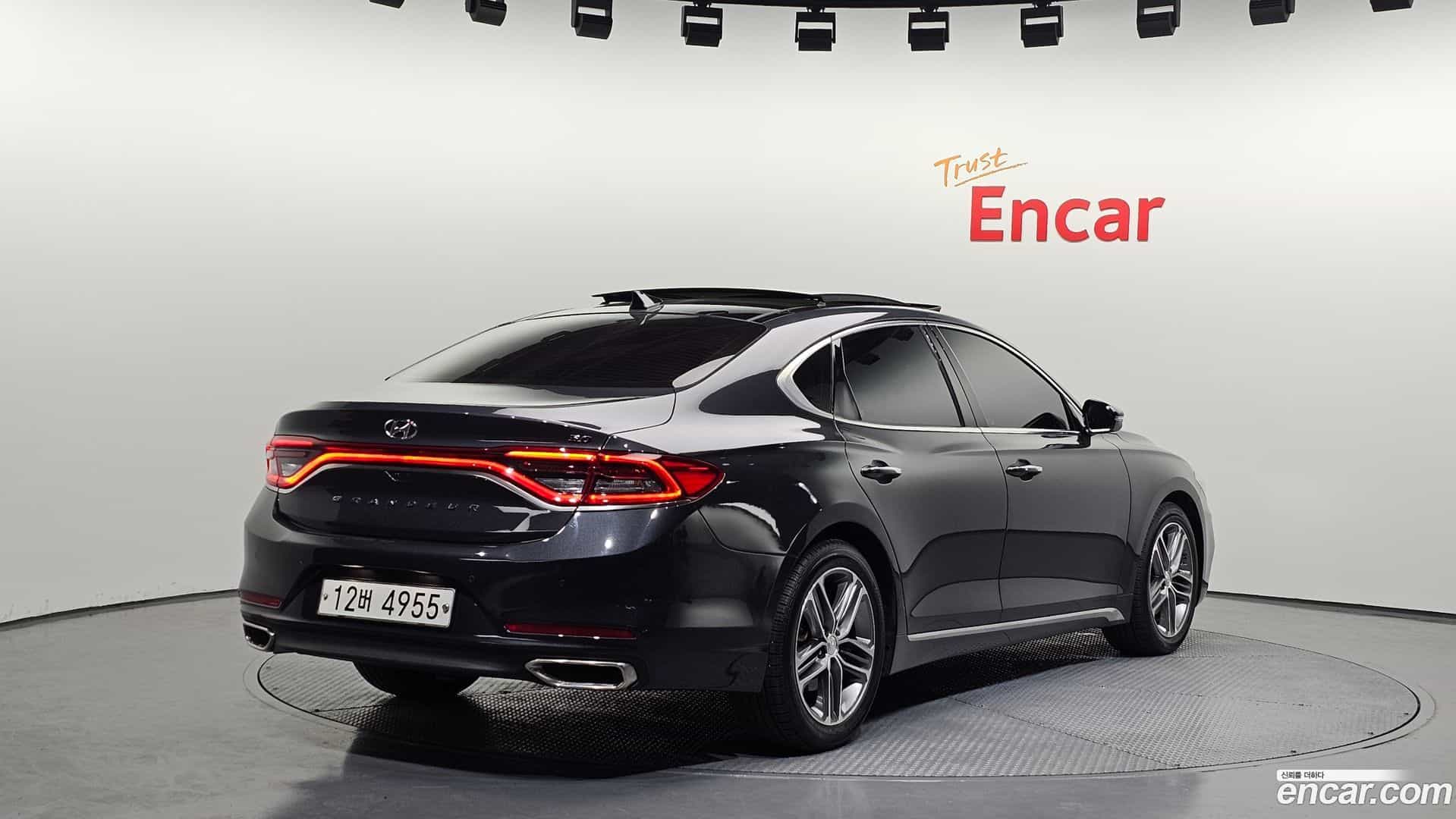 Grandeur Hyundai 2018.4-OUTER-002
