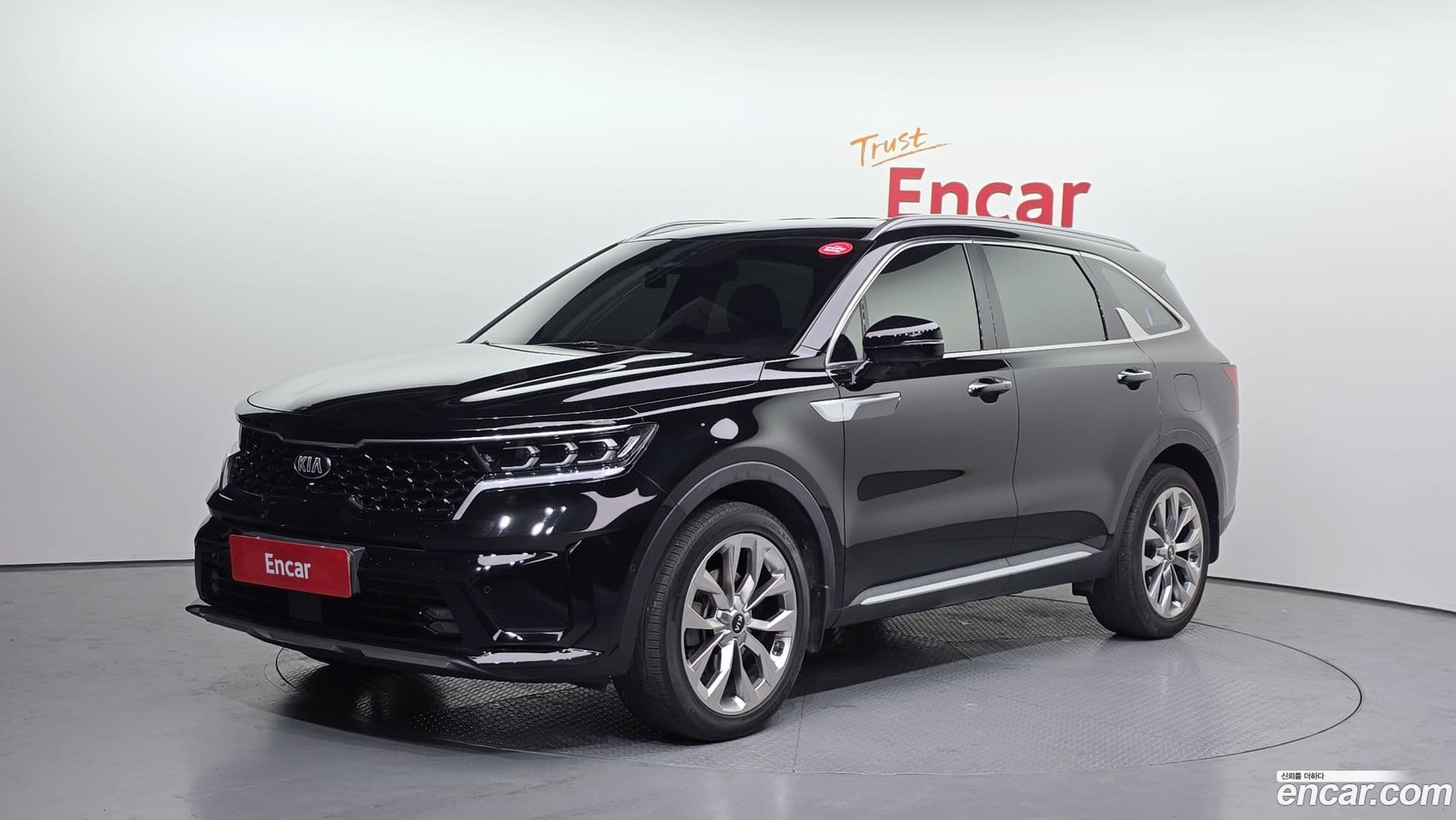 Main__Slider__Photo:Sorento Kia 2020.3-0