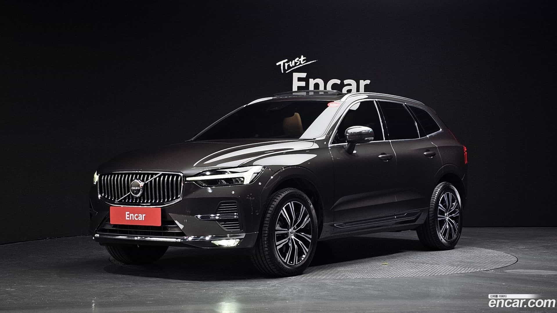 XC60 Volvo 2022.5-OUTER-001