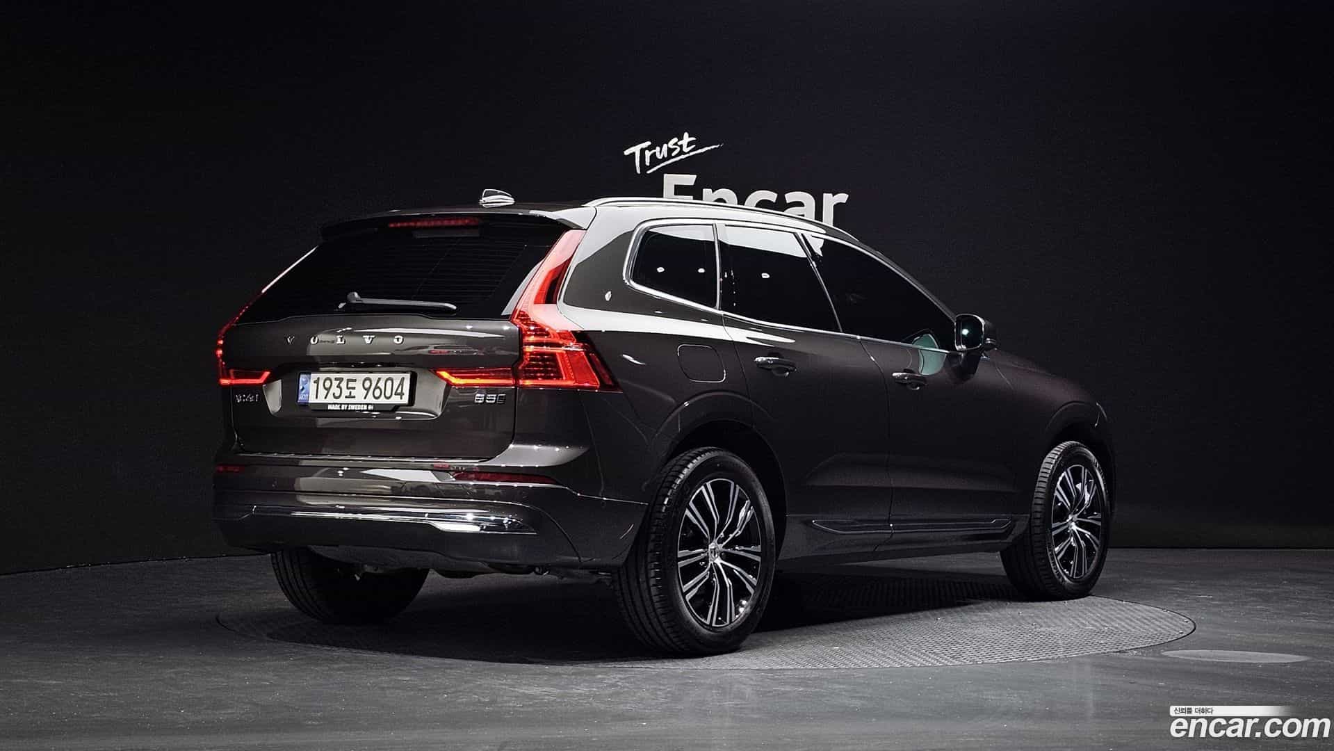 XC60 Volvo 2022.5-OUTER-002
