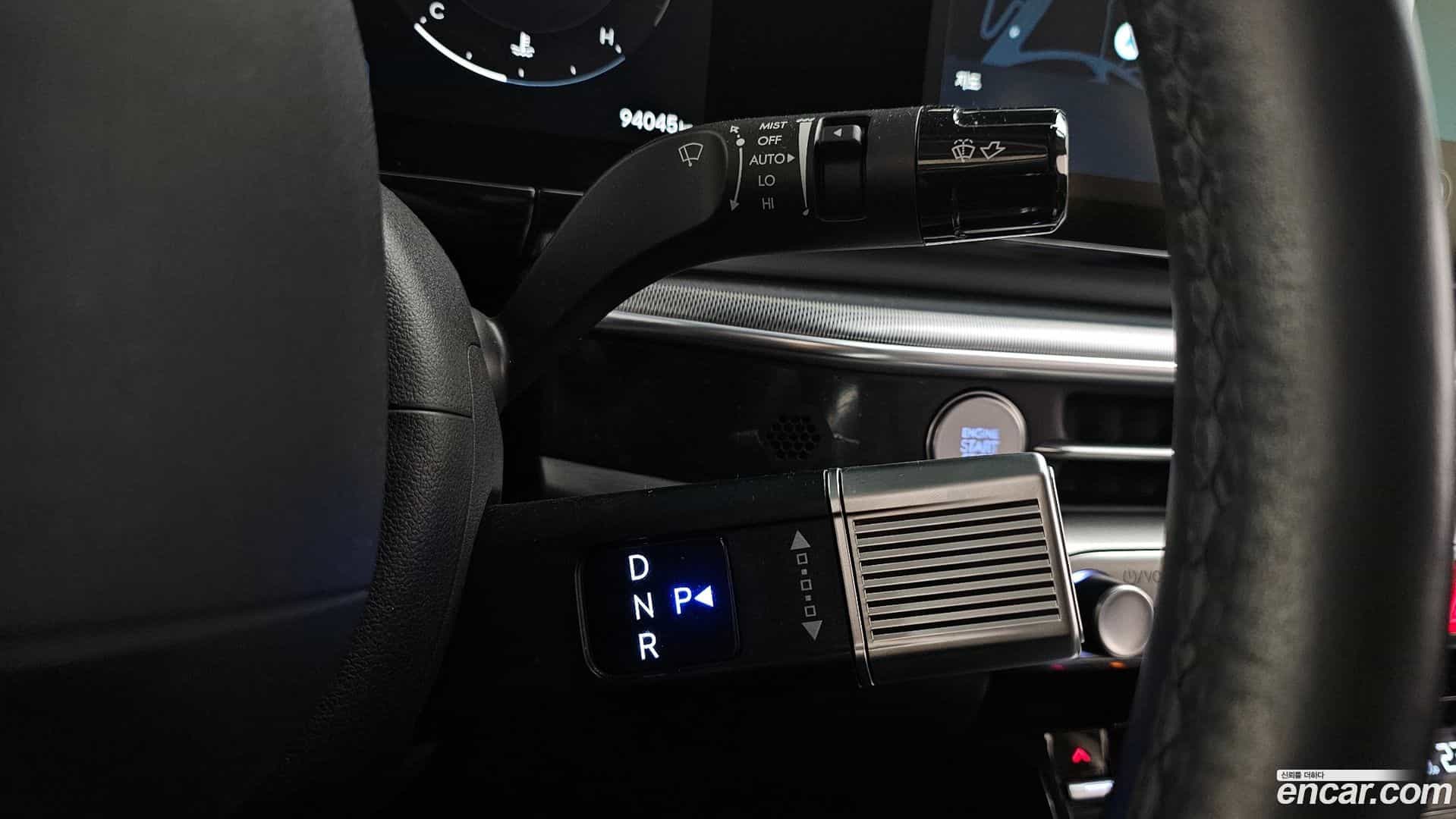 Grandeur Hyundai 2023.2-INNER-009