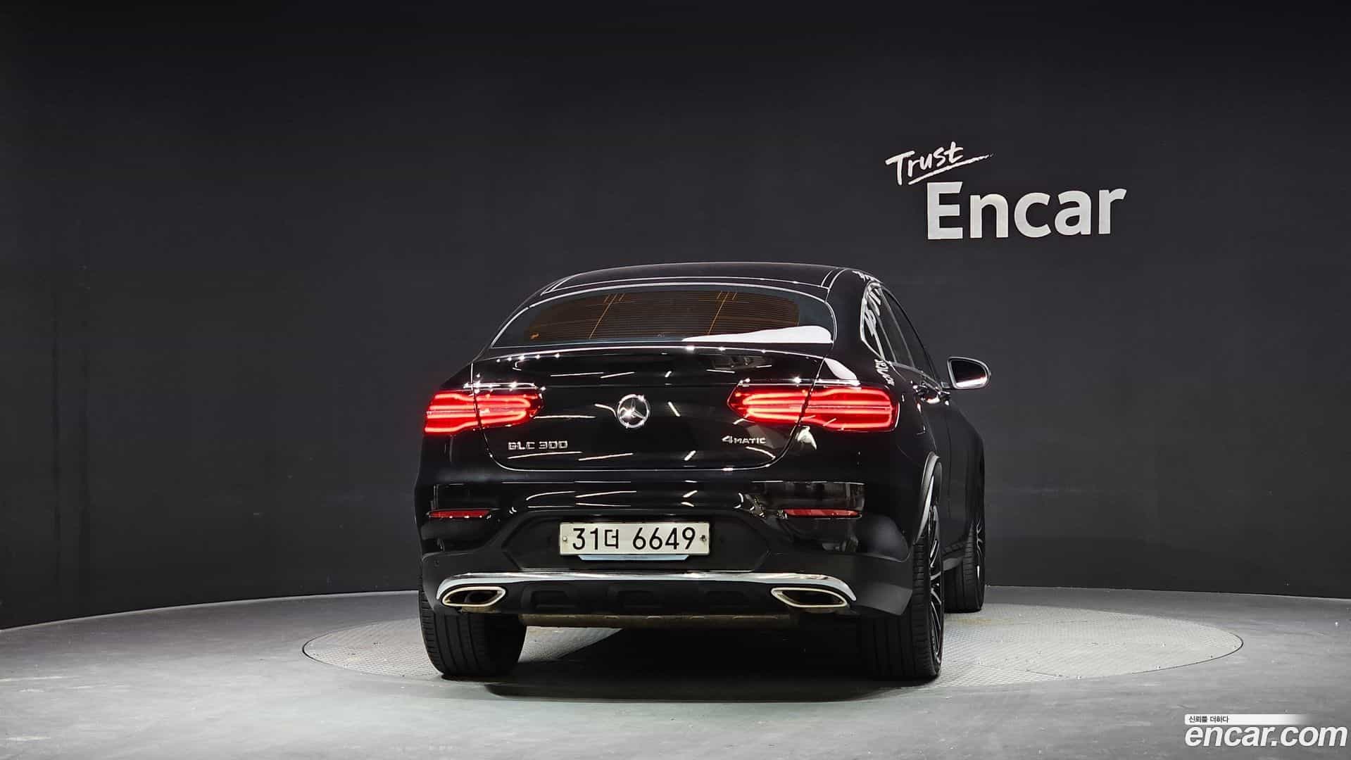GLC-Class Mercedes-Benz 2019.7-OUTER-004