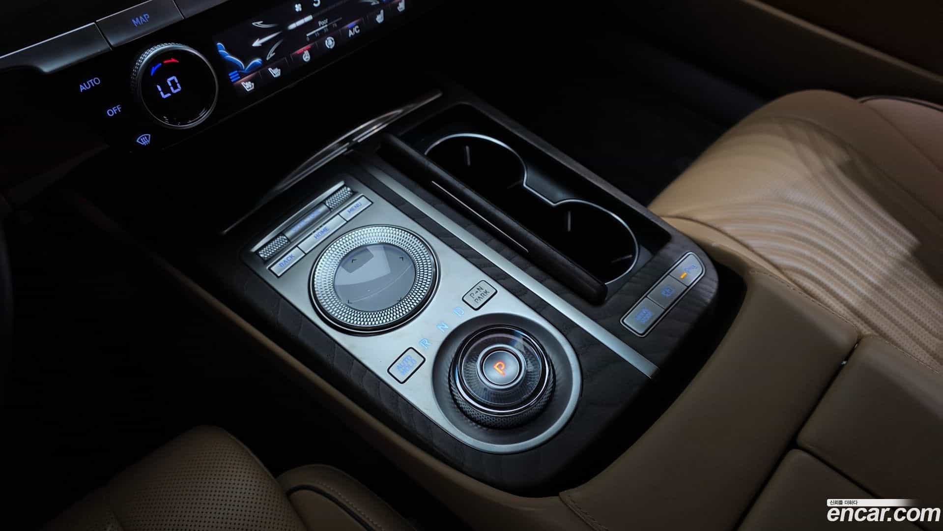 G80 Genesis 2022.2-INNER-009