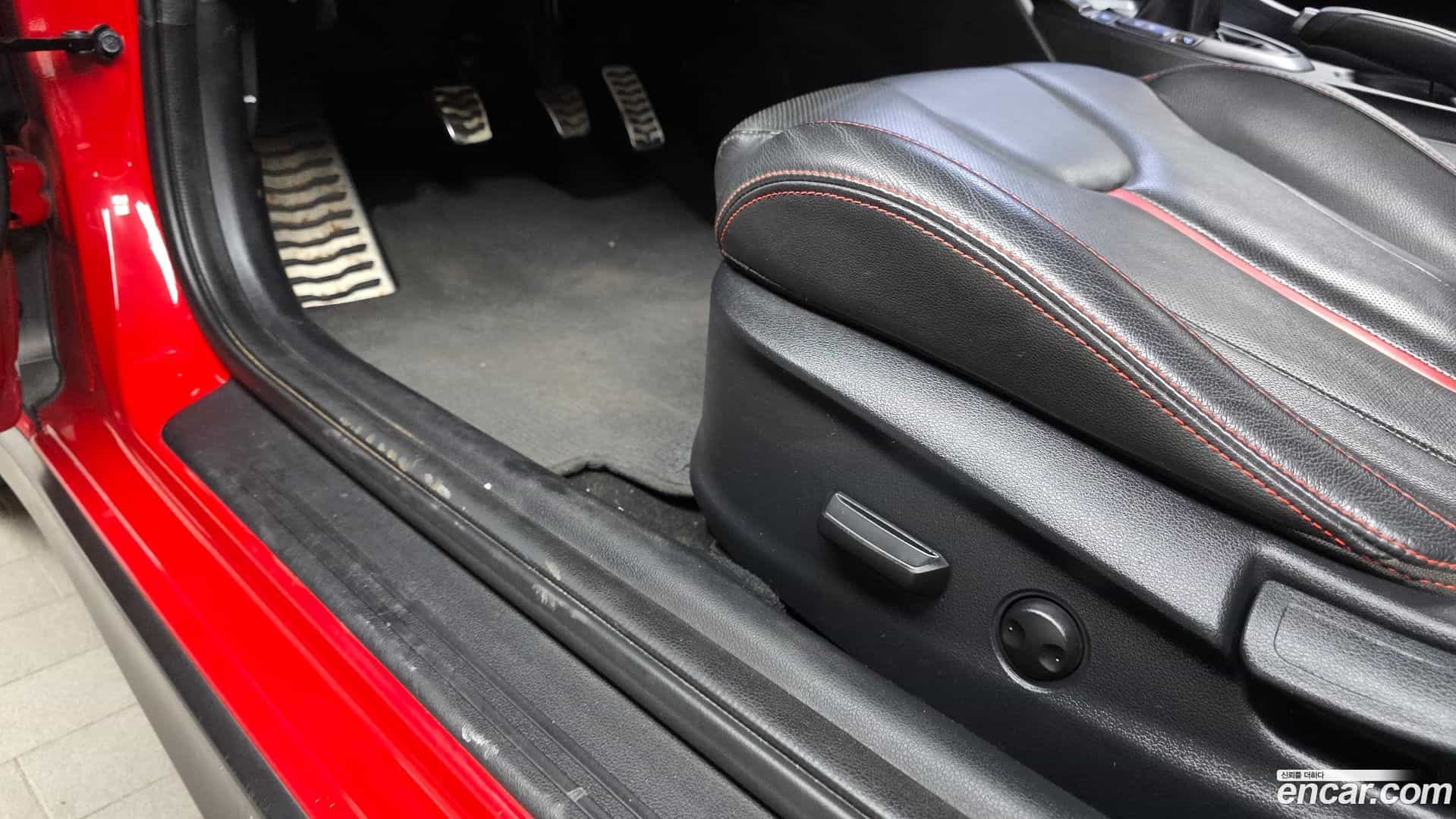 Veloster Hyundai 2019.3-OPTION-022