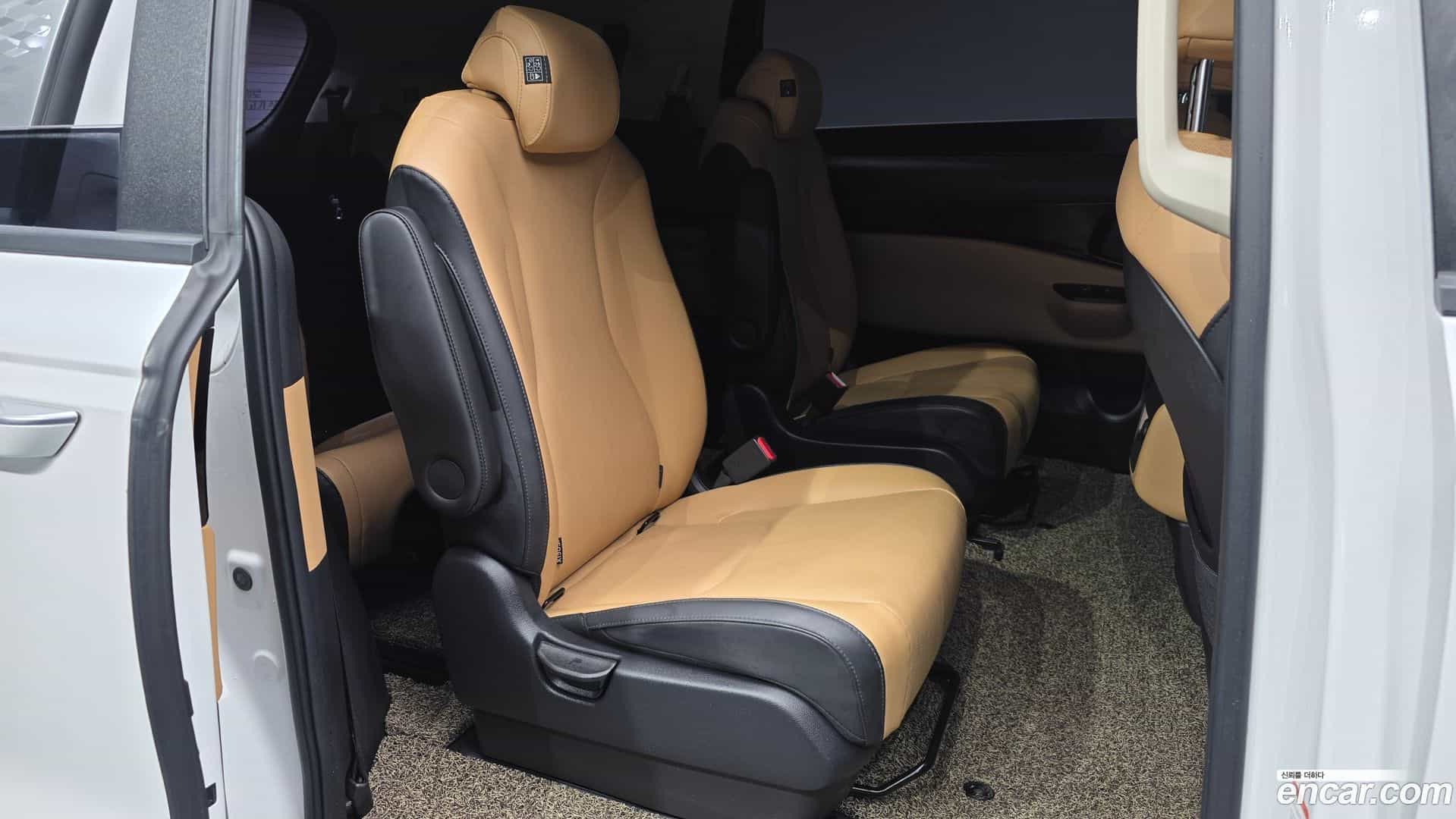 Canival Kia 2022.3-OPTION-016