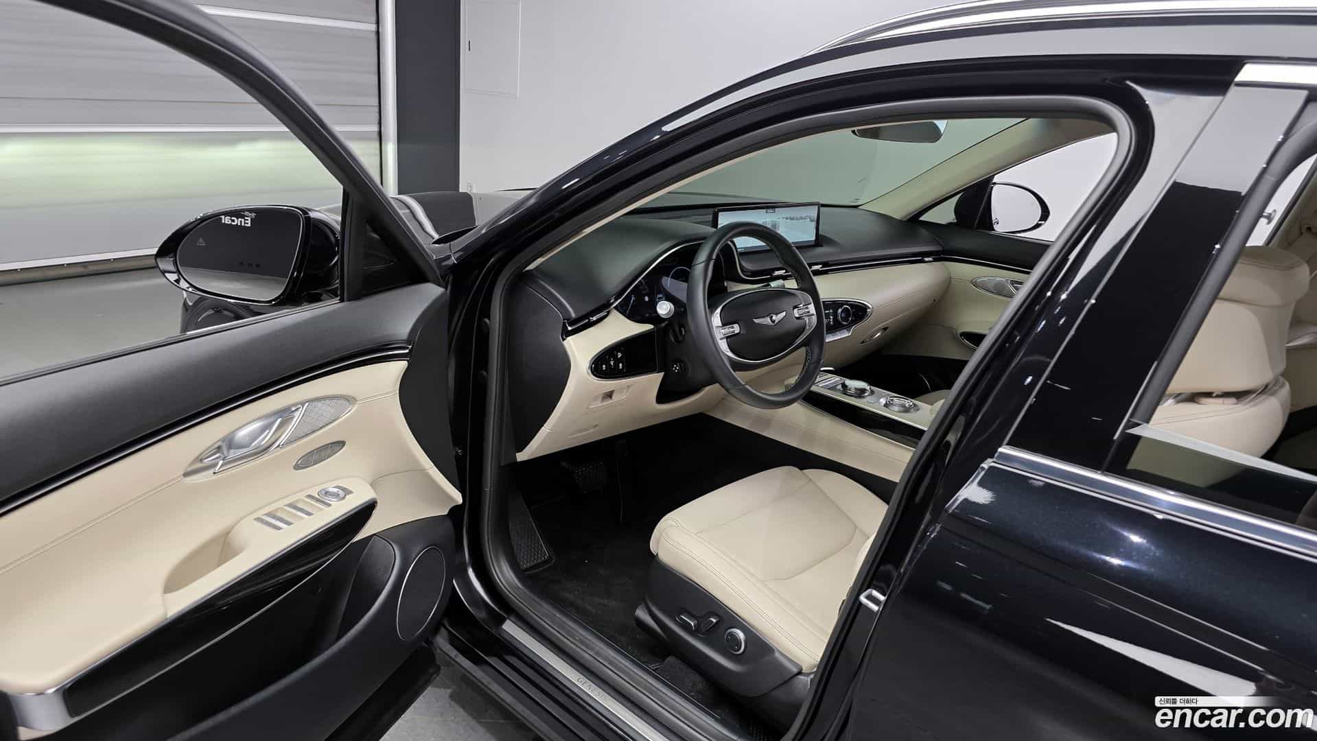 GV70 Genesis 2023.0-INNER-010