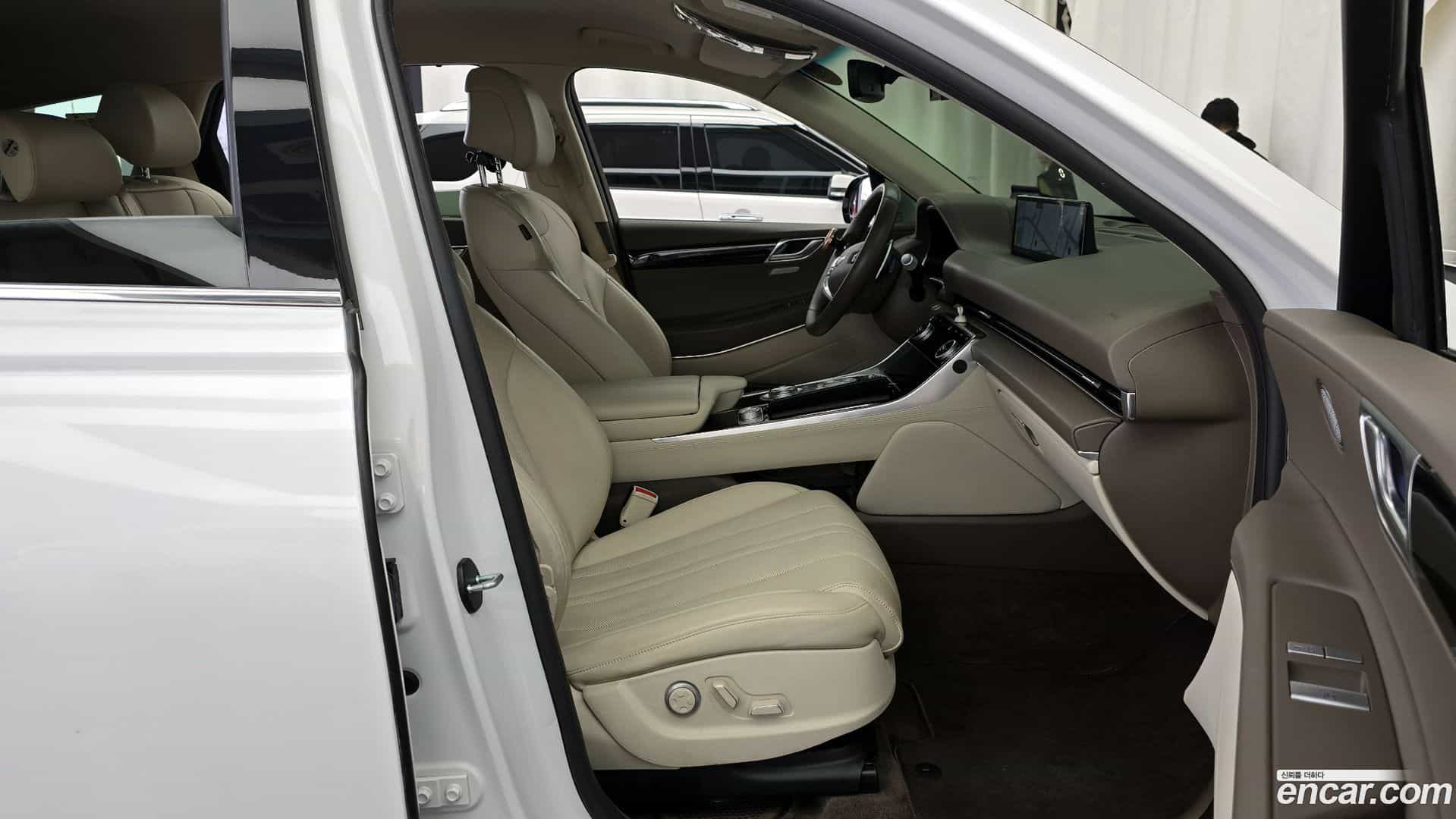 GV80 Genesis 2022.6-OPTION-015